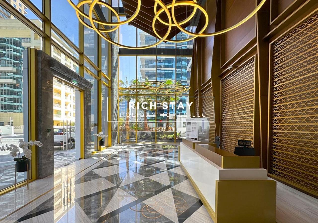 Unique 1br In Stella Maris,city View,dubai Marina Dubai