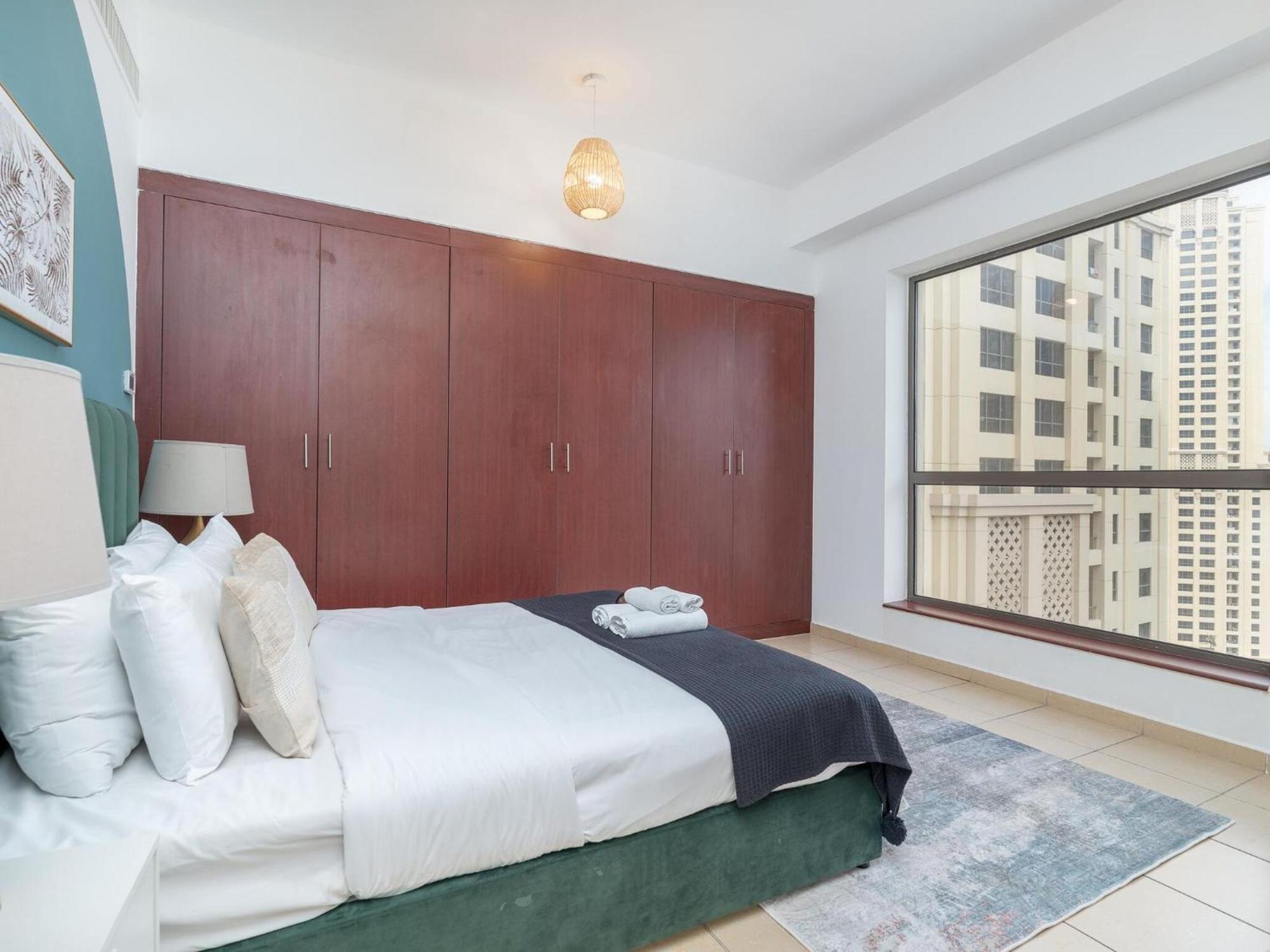 Jbr Beach Bliss One Three Bedroom Luxury By Sojo *