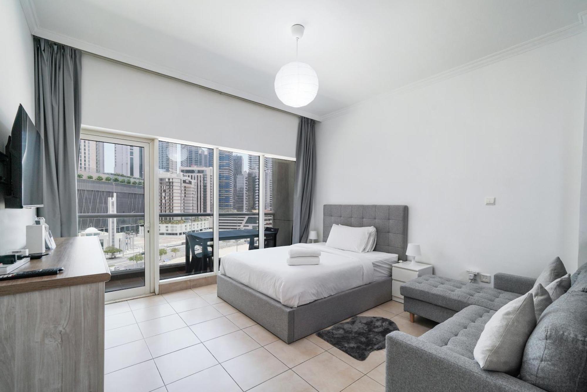 Close To Burj Khalifa And Downtown *