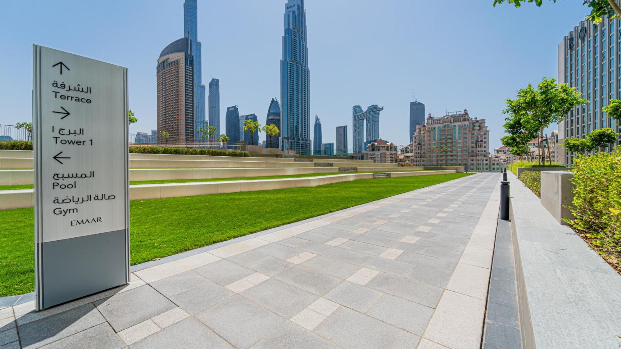 Elegant Escapes - 3b Burj View, Direct Mall Access *
