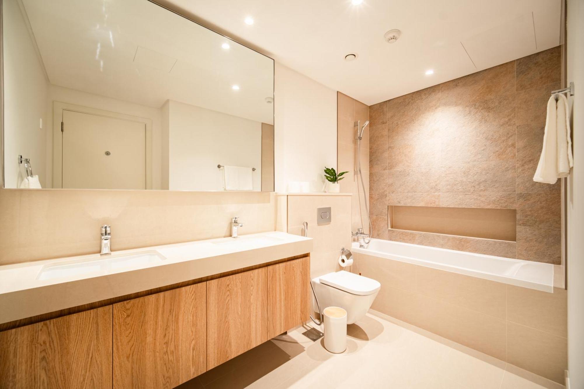Apartment Elegant Escapes - 3b Burj View, Direct Mall Access