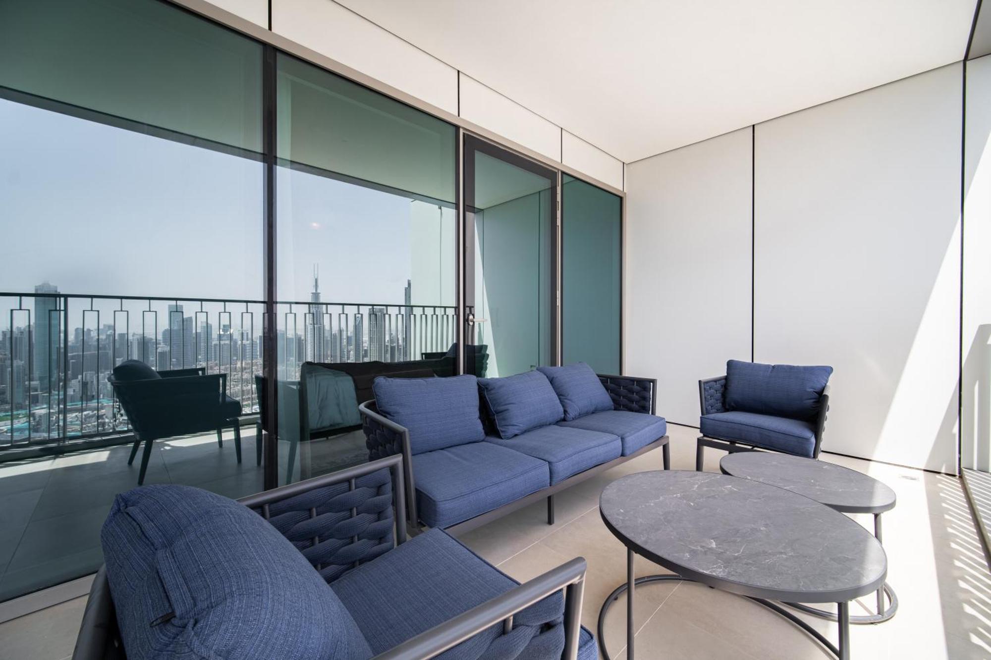 Elegant Escapes - 3b Burj View, Direct Mall Access *