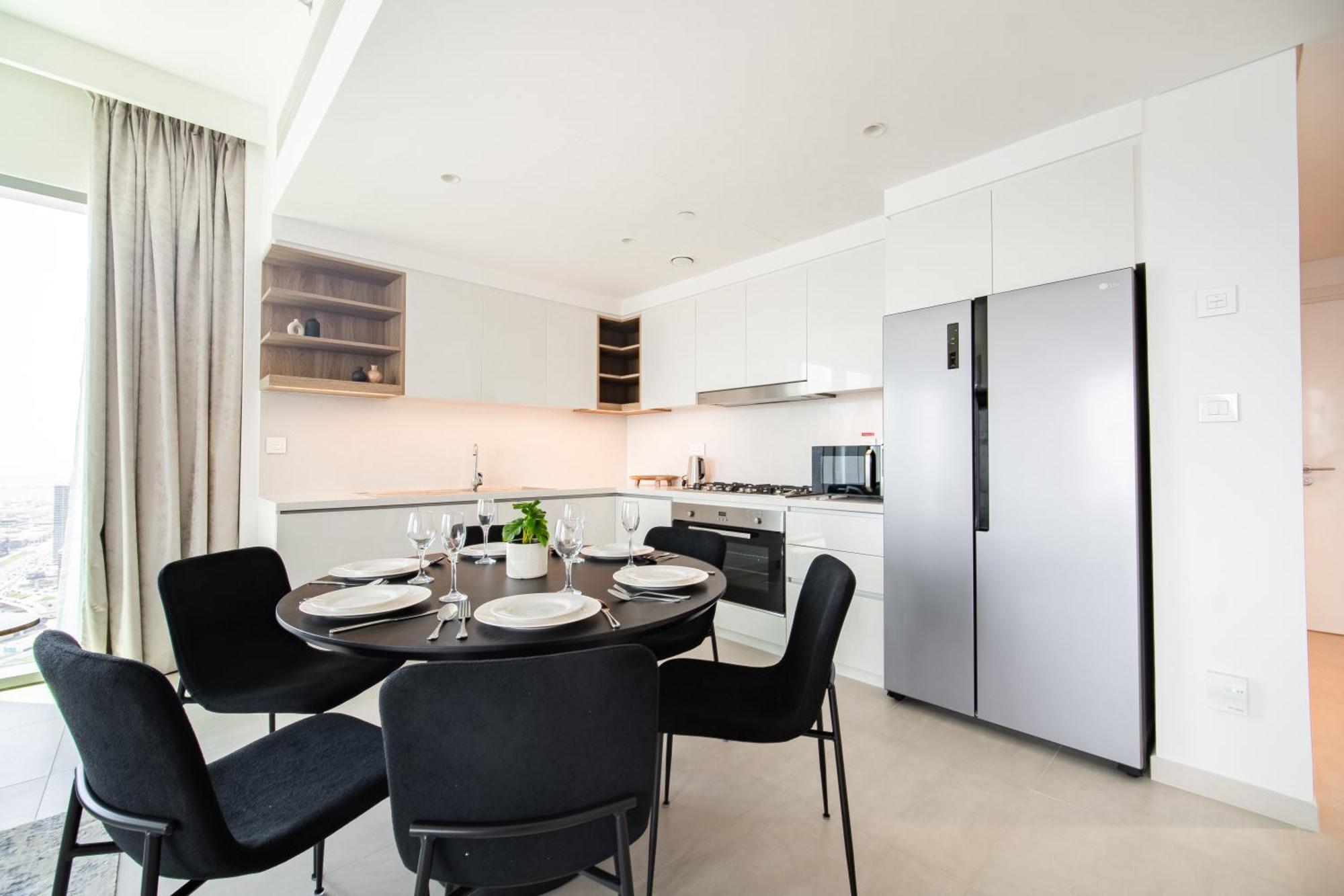 Apartment Elegant Escapes - 3b Burj View, Direct Mall Access