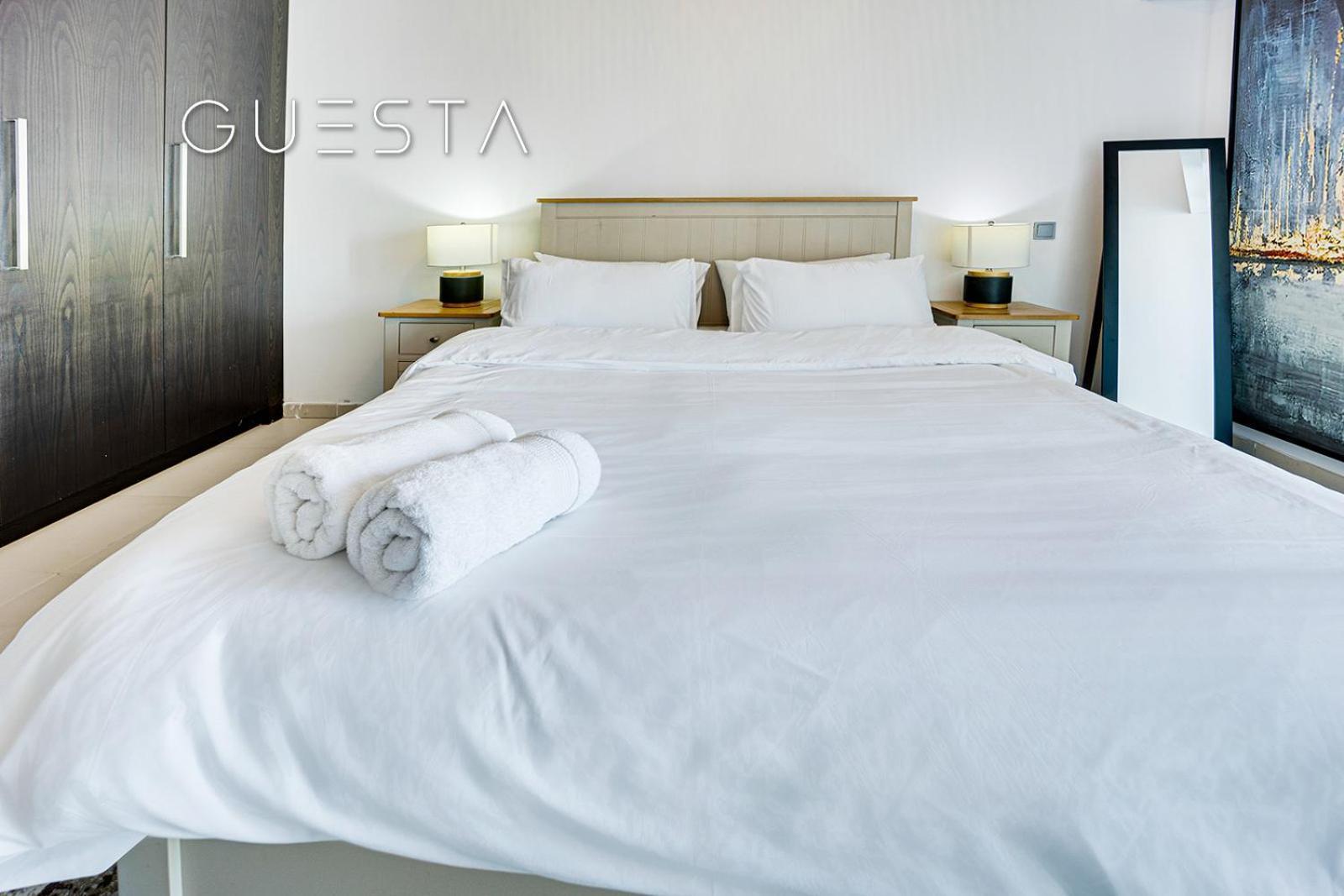 Apartment Cayan Tower, Marina Dubai