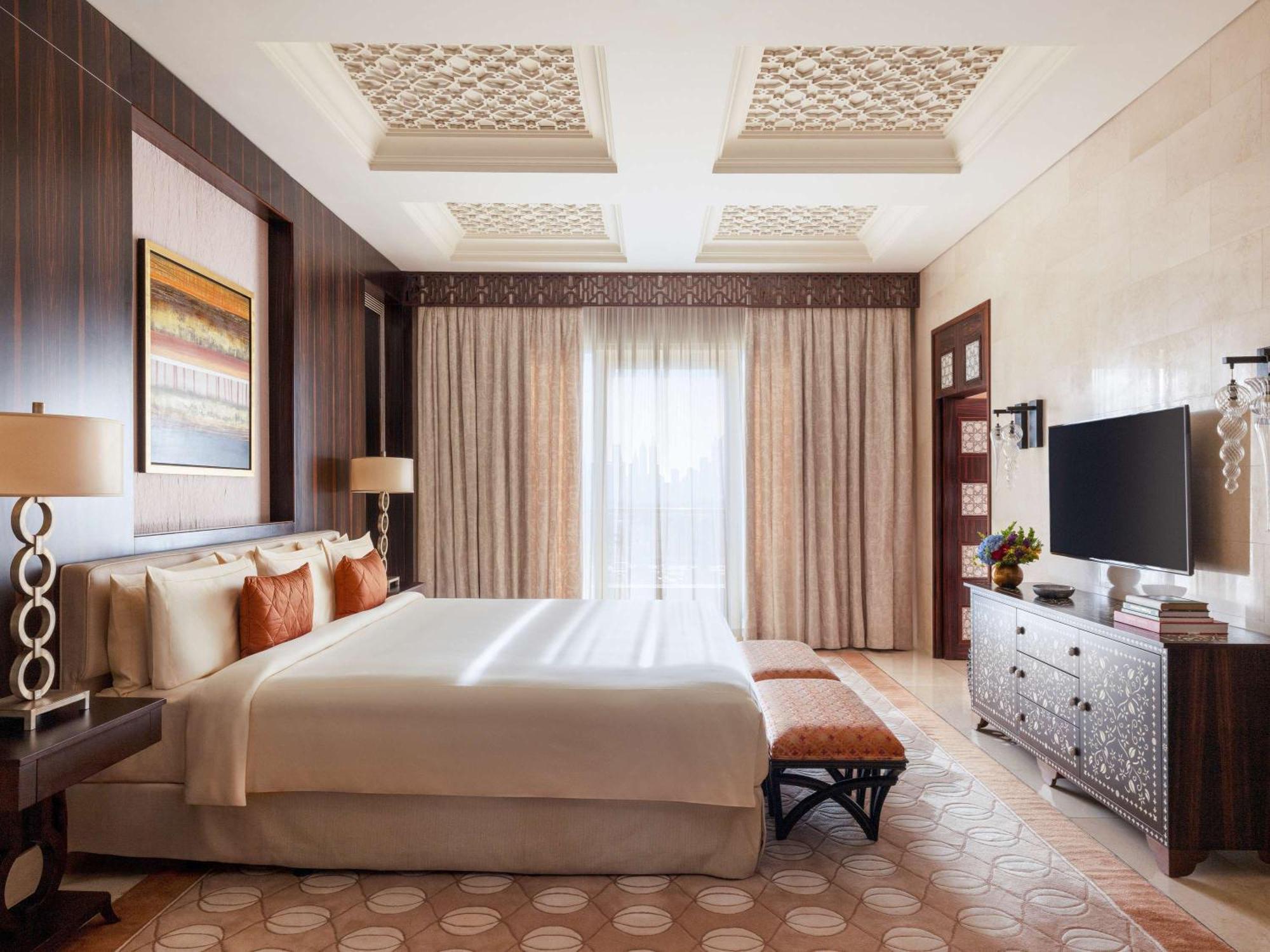 Raffles 5*