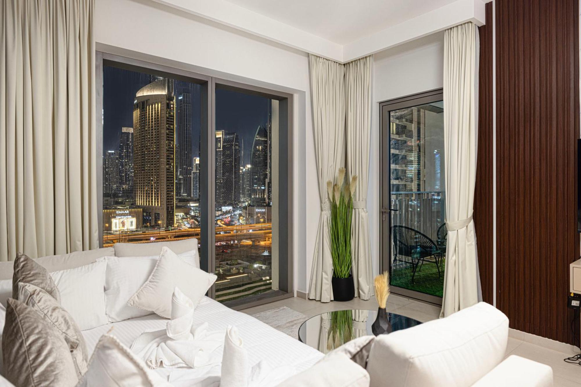 Full Burj Khalifa View 2br With Mall Connection In Downtown * Dubai