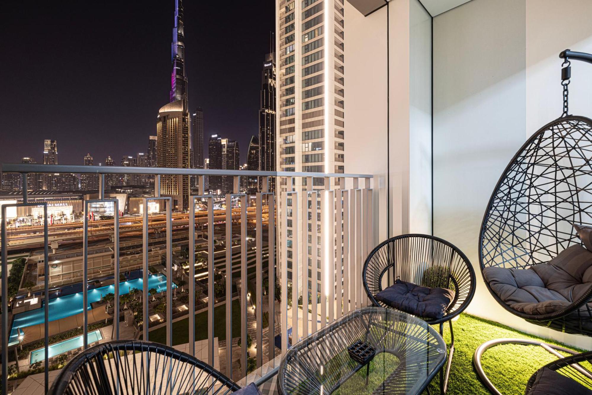 Apartment Full Burj Khalifa View 2br With Mall Connection In Downtown Dubai