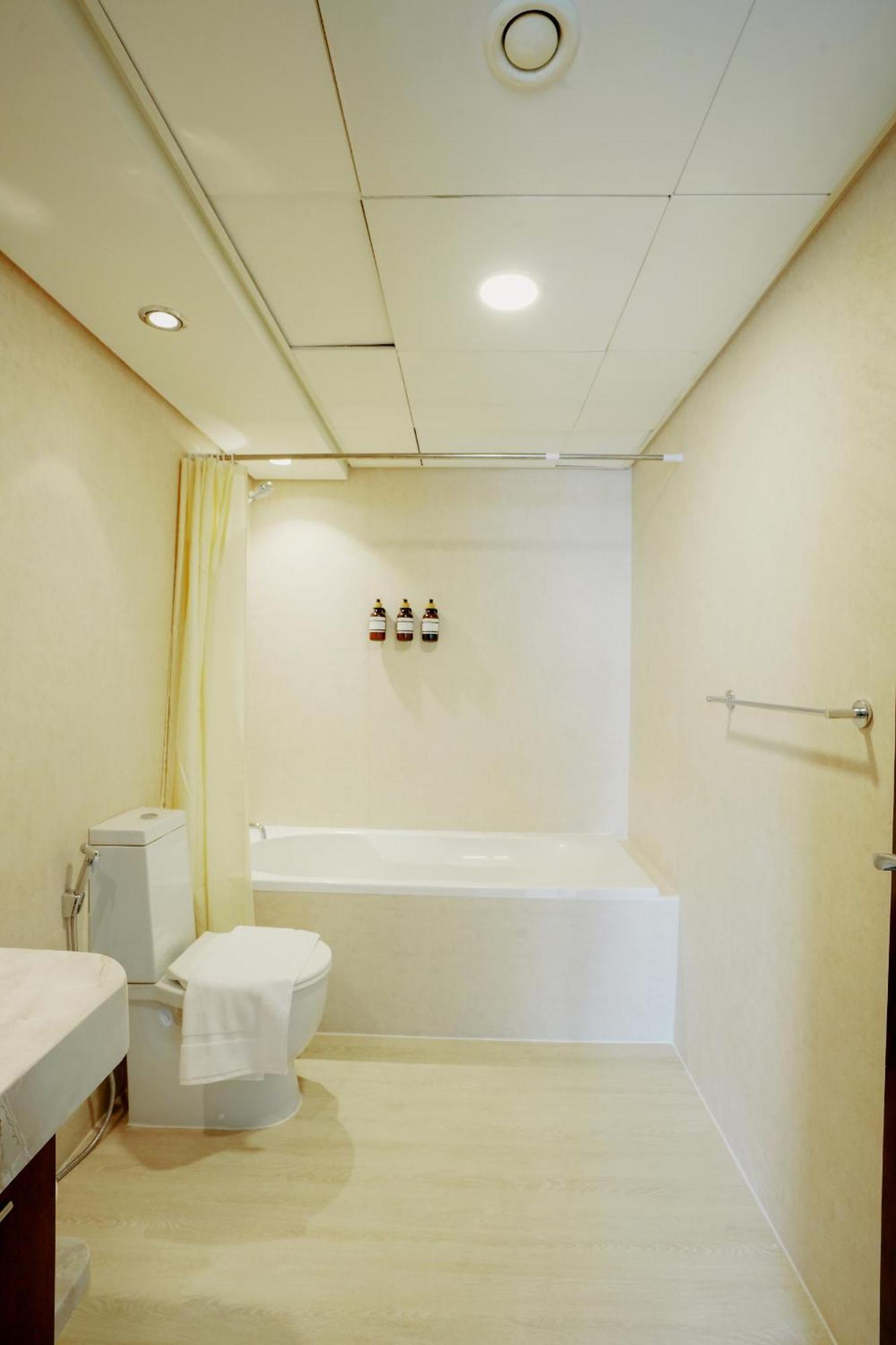 Apartment Brand New 2bhk Luxury 7min To Mall 1.5 Bath Dubai