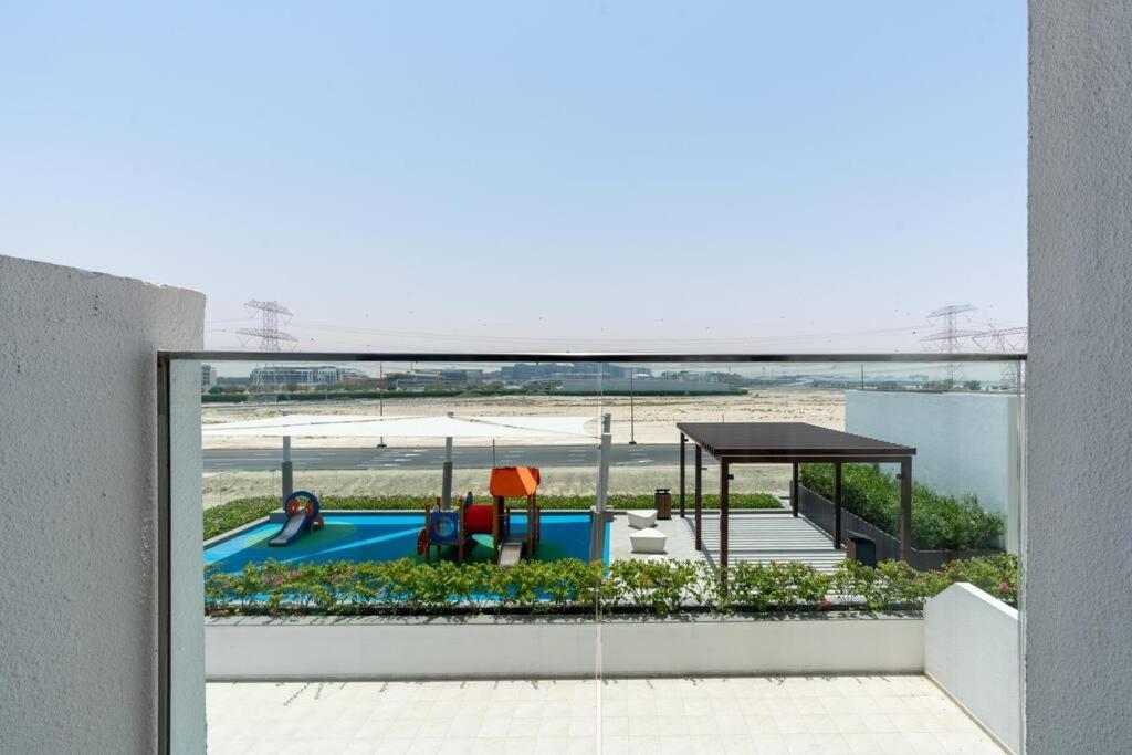 Apartment 1 Bedroom - 12 Min From Downtown - Azizi Riviera Dubai