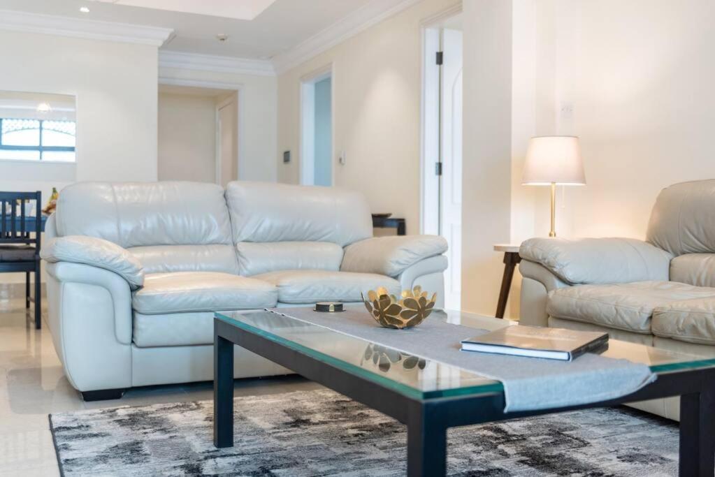 First Class 3br Blissful Fountain Escape Daire Dubai
