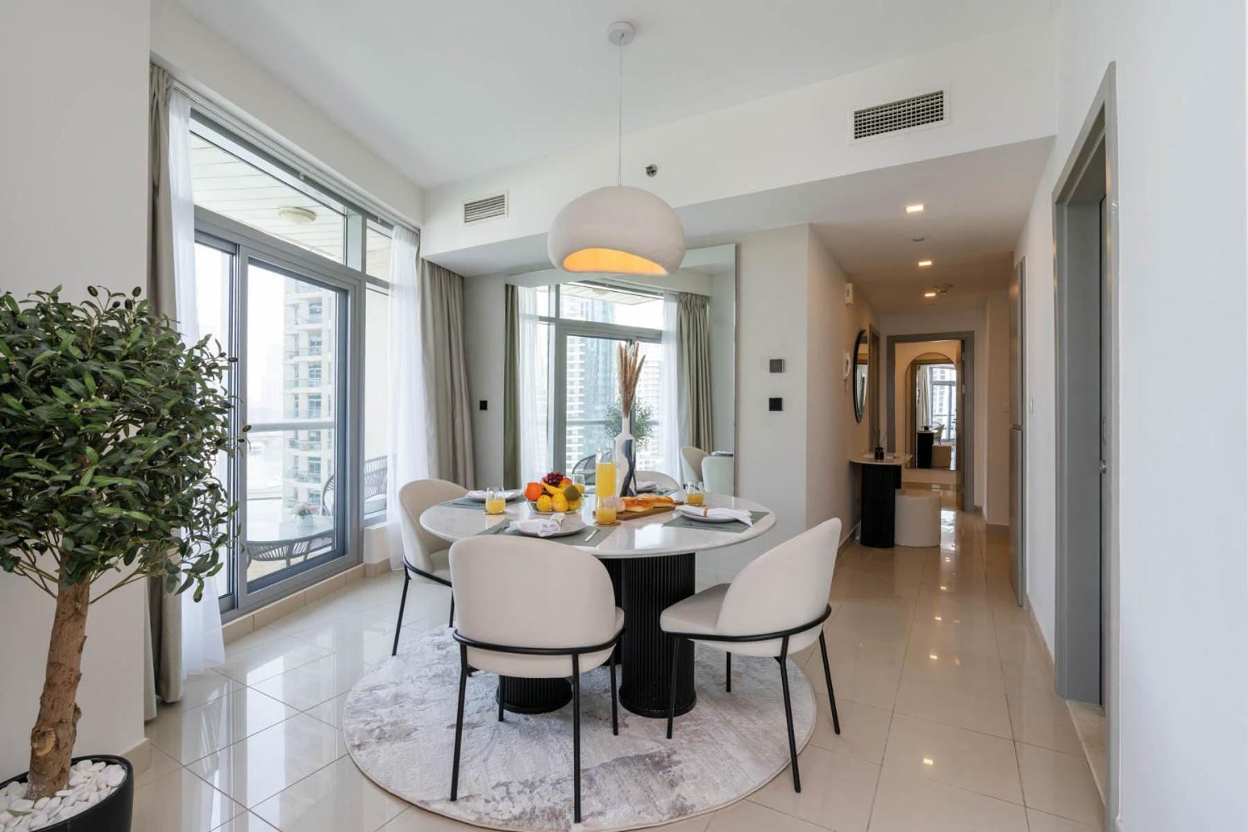 Apartment Elegant Spacious Great Location Marina View *