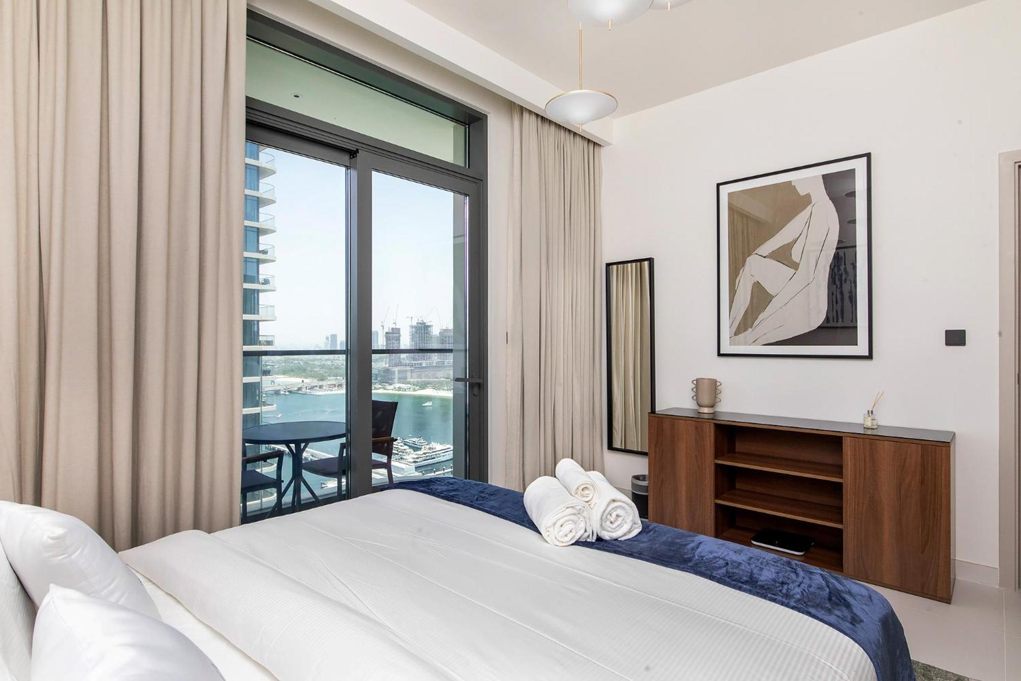 Chic In Marina Vista Emaar Beachfront Dubai