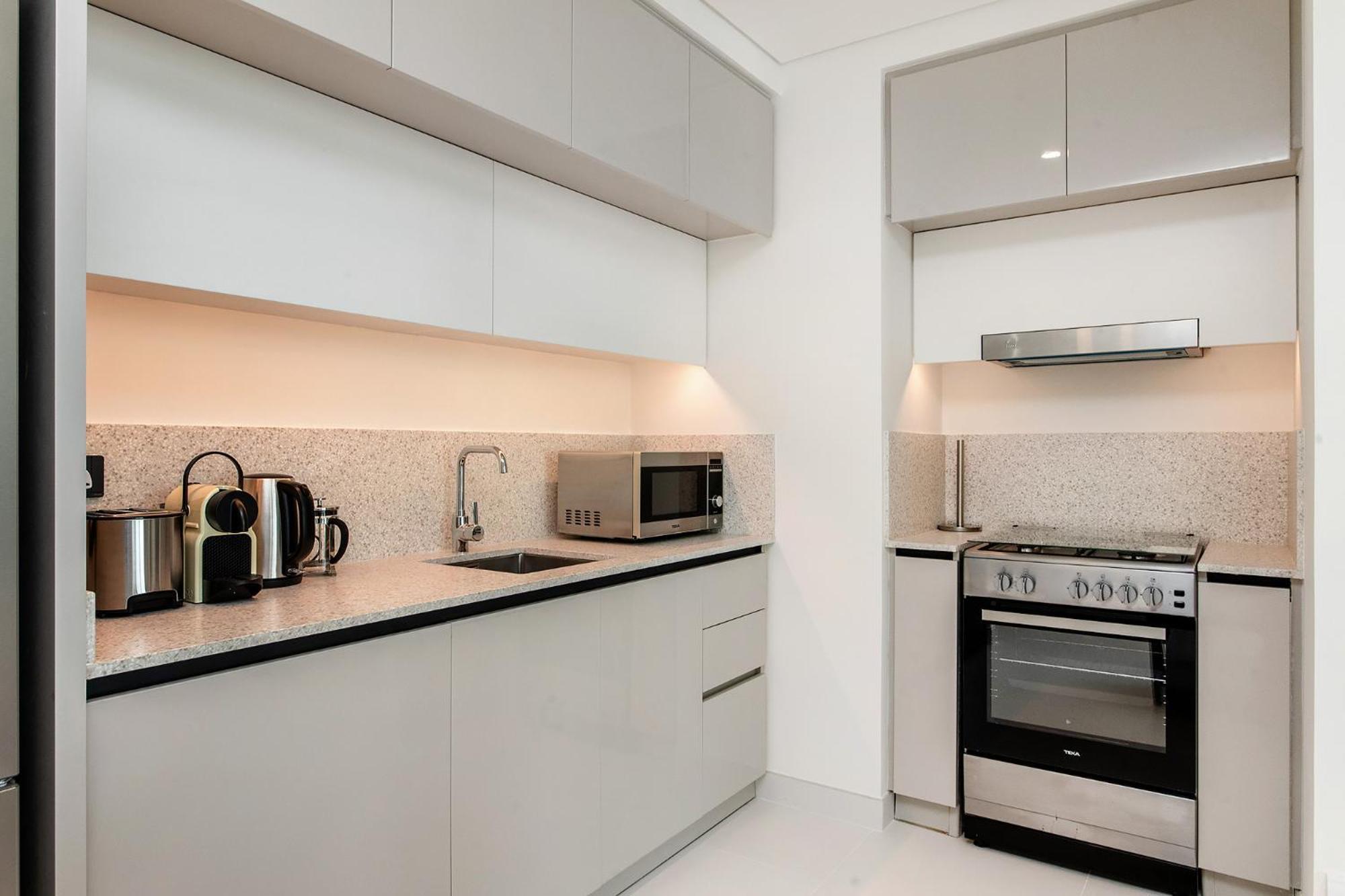 Apartment Chic In Marina Vista Emaar Beachfront Dubai