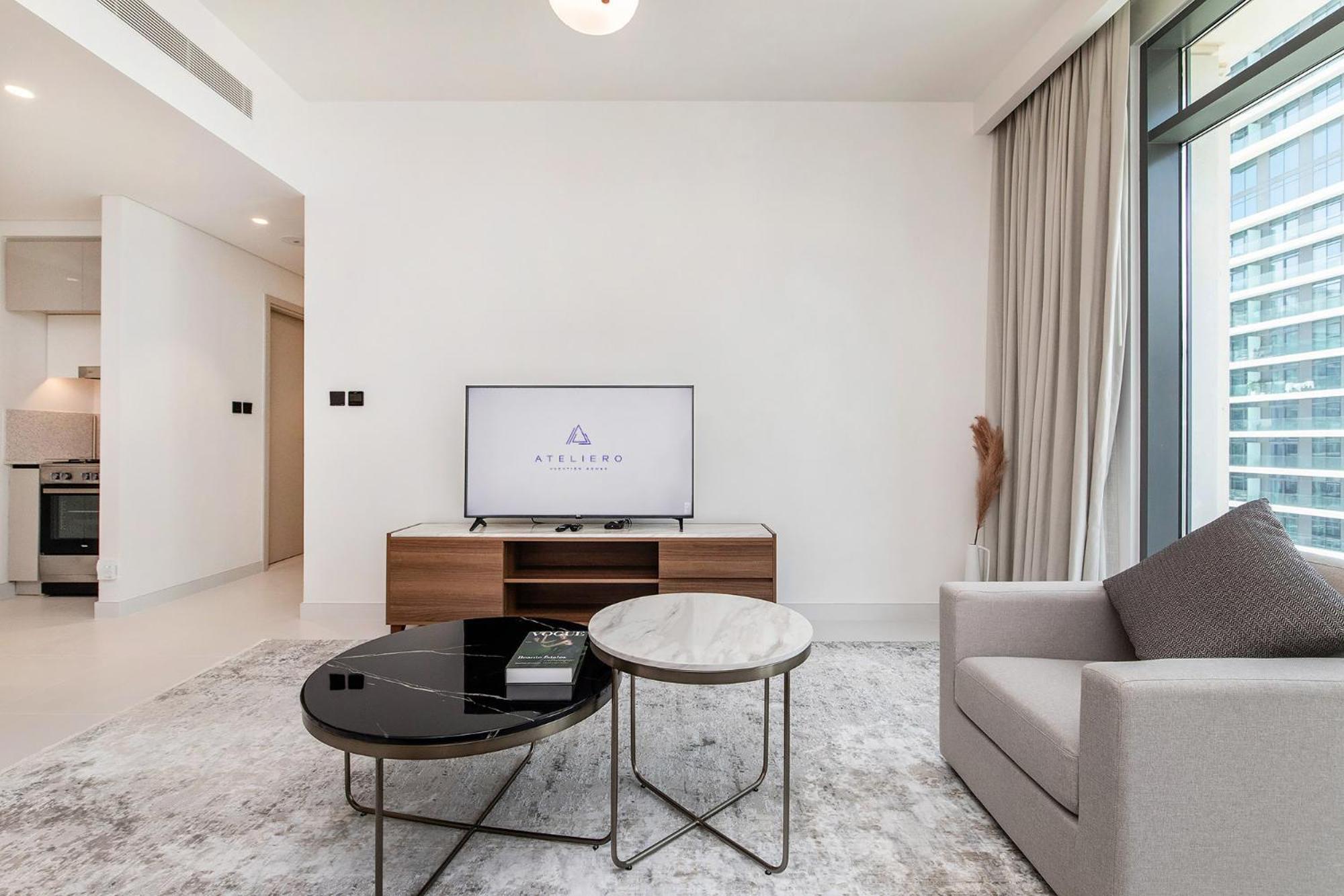 Chic In Marina Vista Emaar Beachfront Apartment