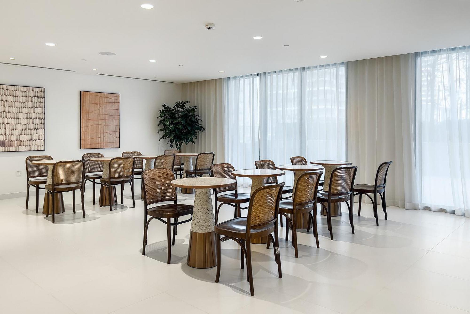 Chic In Marina Vista Emaar Beachfront *