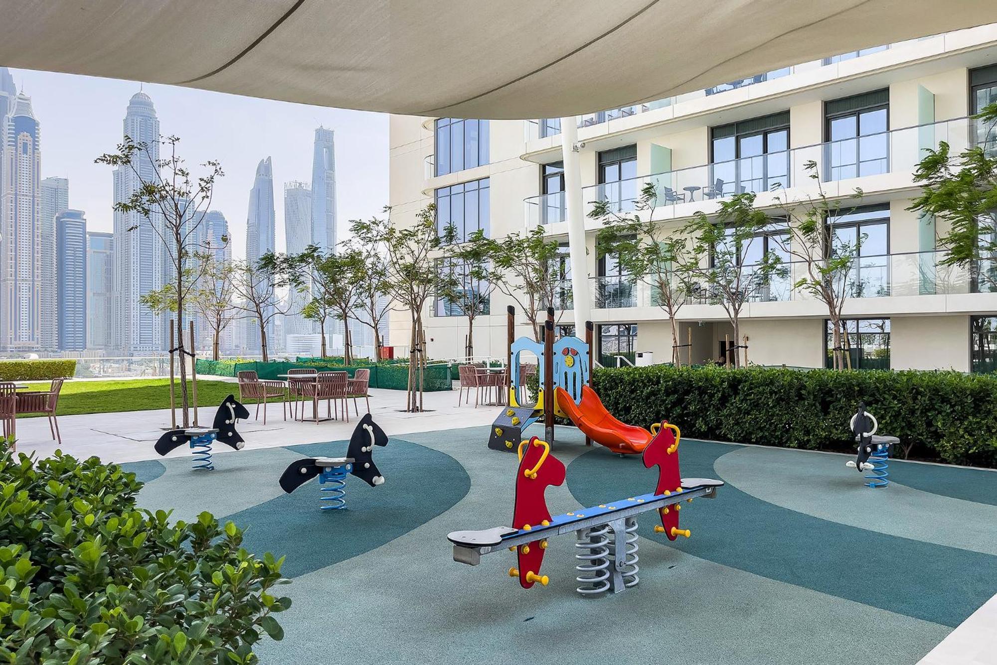 Chic In Marina Vista Emaar Beachfront *