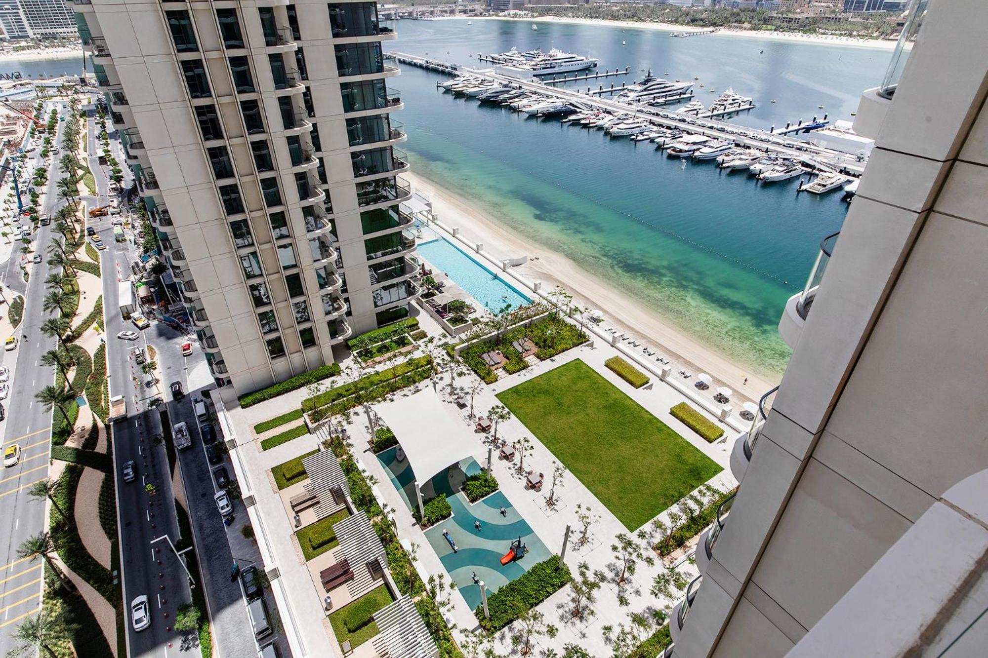 Apartment Chic In Marina Vista Emaar Beachfront Dubai