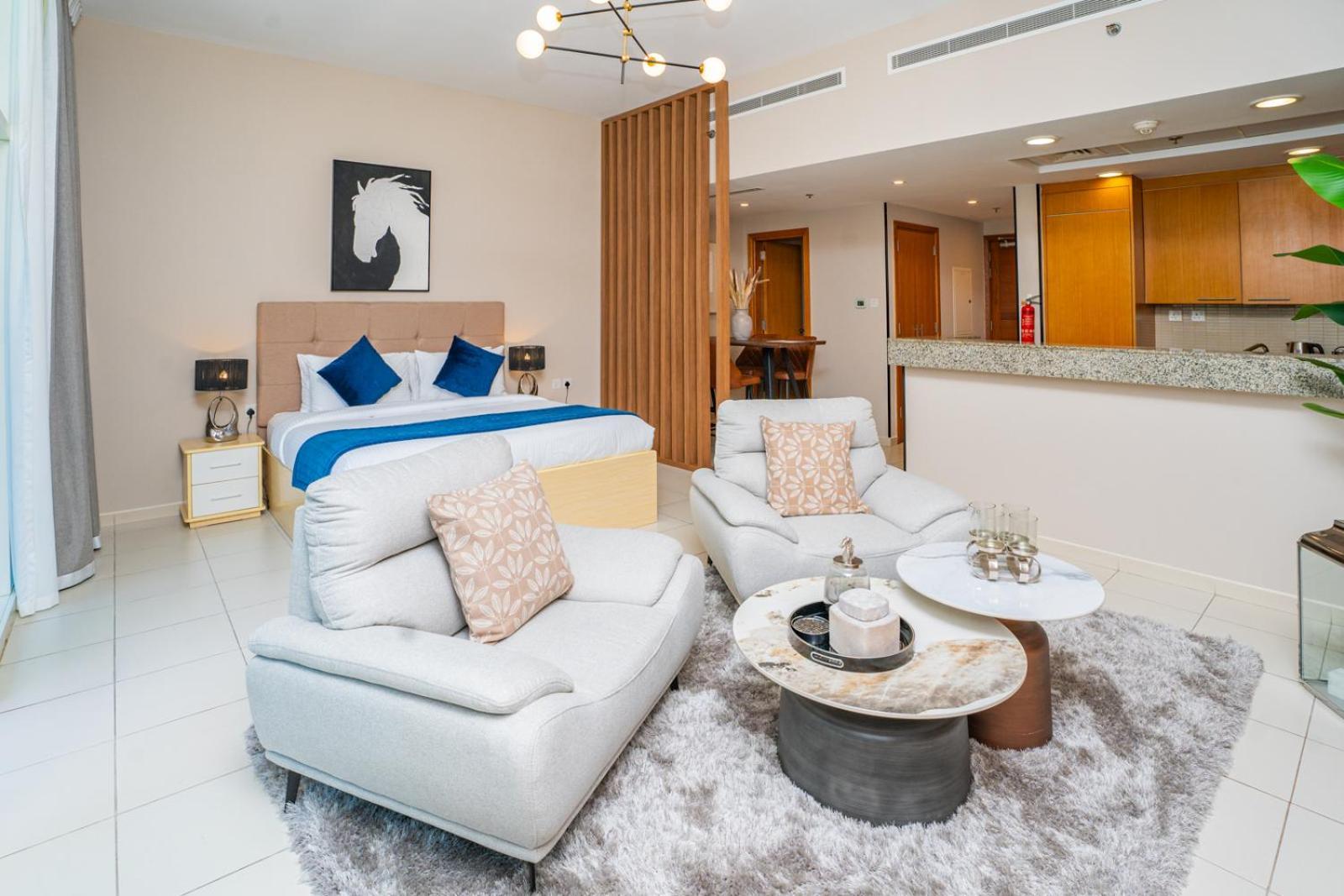 Daire Escape 24 Homes - Bay Square - Business Bay *