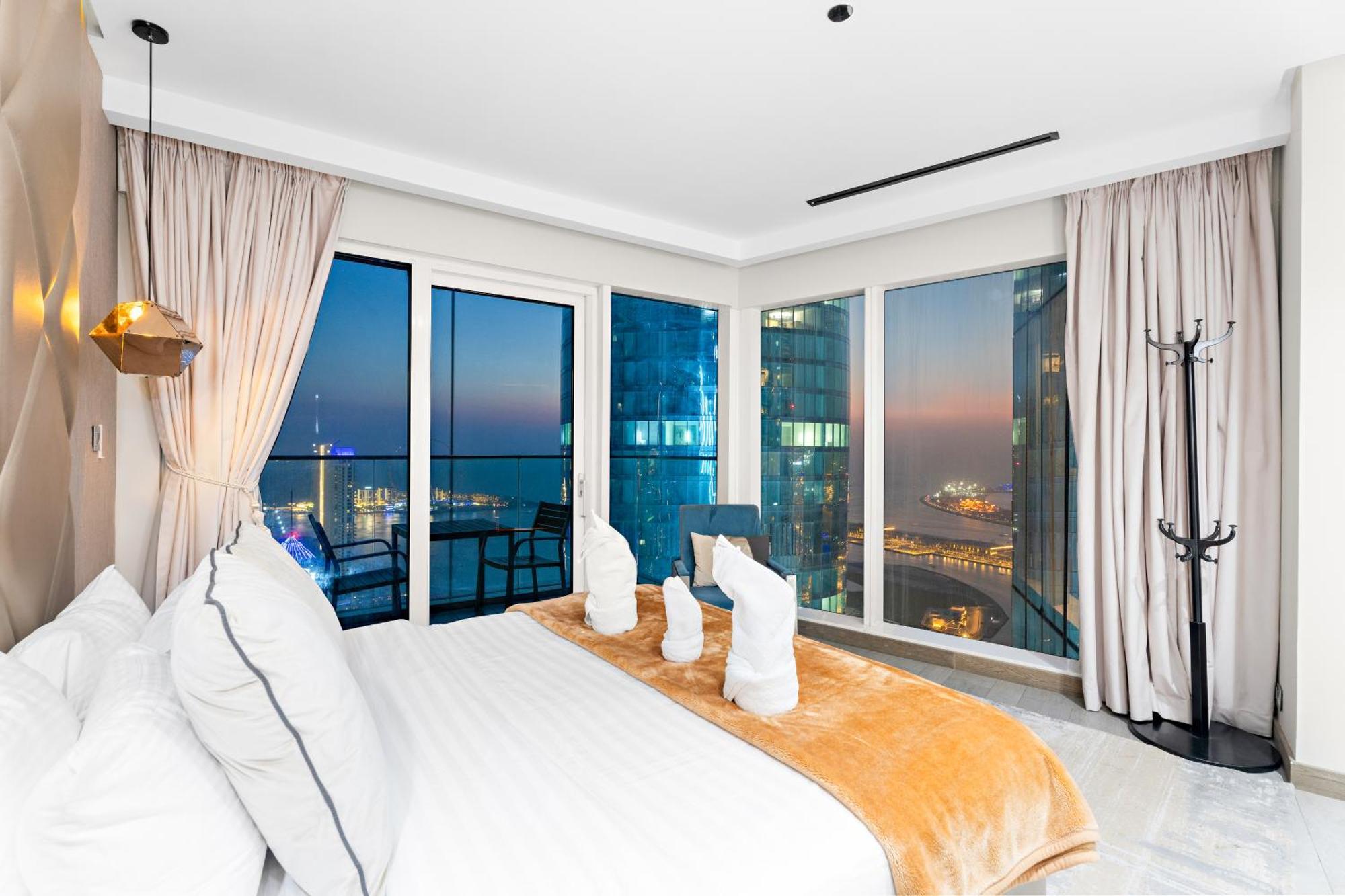First Class 2br Elevated Luxury With Terrace Apartment
