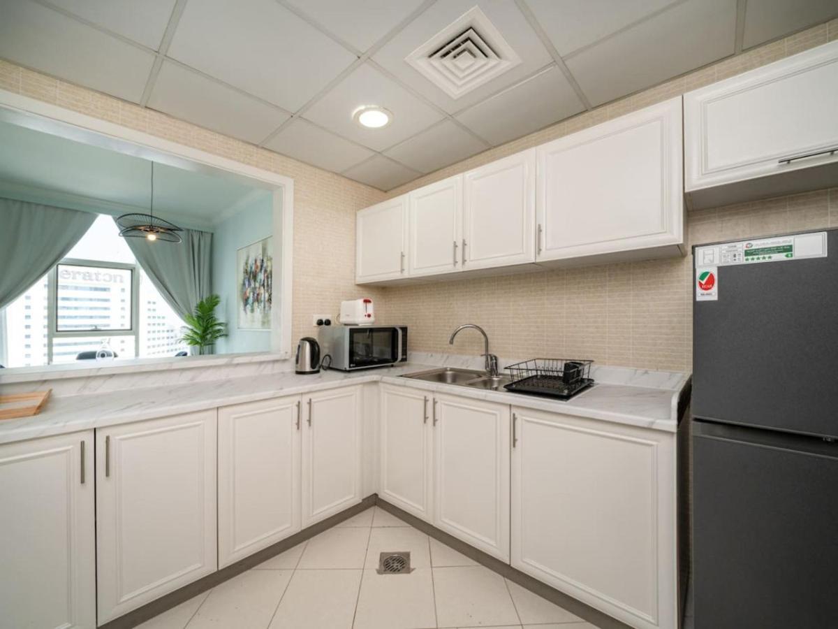 Apartment 2 Bedroom Escape With Relaxing Marina Views