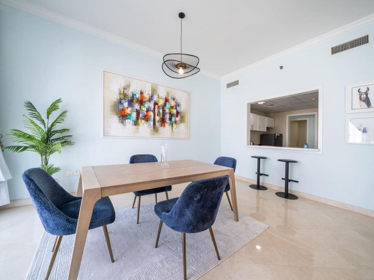 2 Bedroom Escape With Relaxing Marina Views Dubai