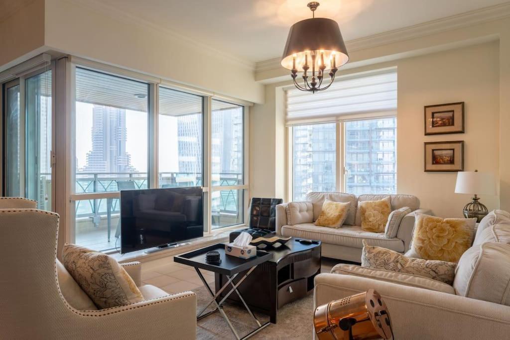 Mind Blowing Marina View 3bd * Dubai
