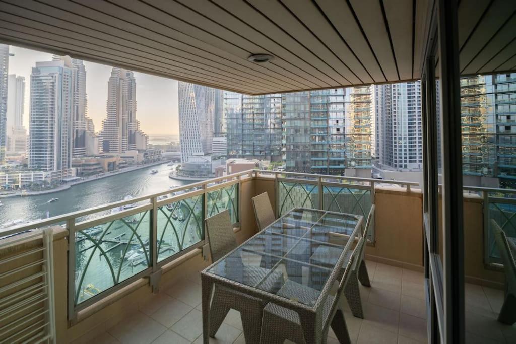 Apartment Mind Blowing Marina View 3bd *