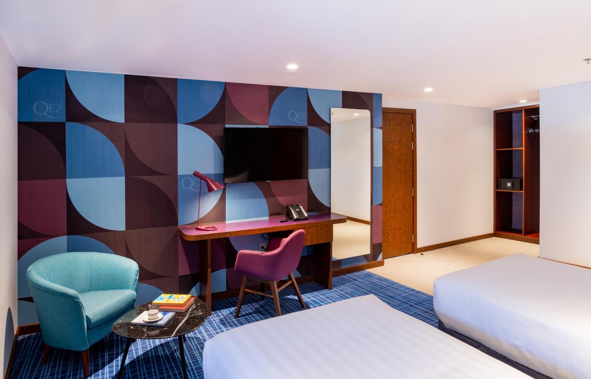 Queen Elizabeth 2 Hotel Dubai