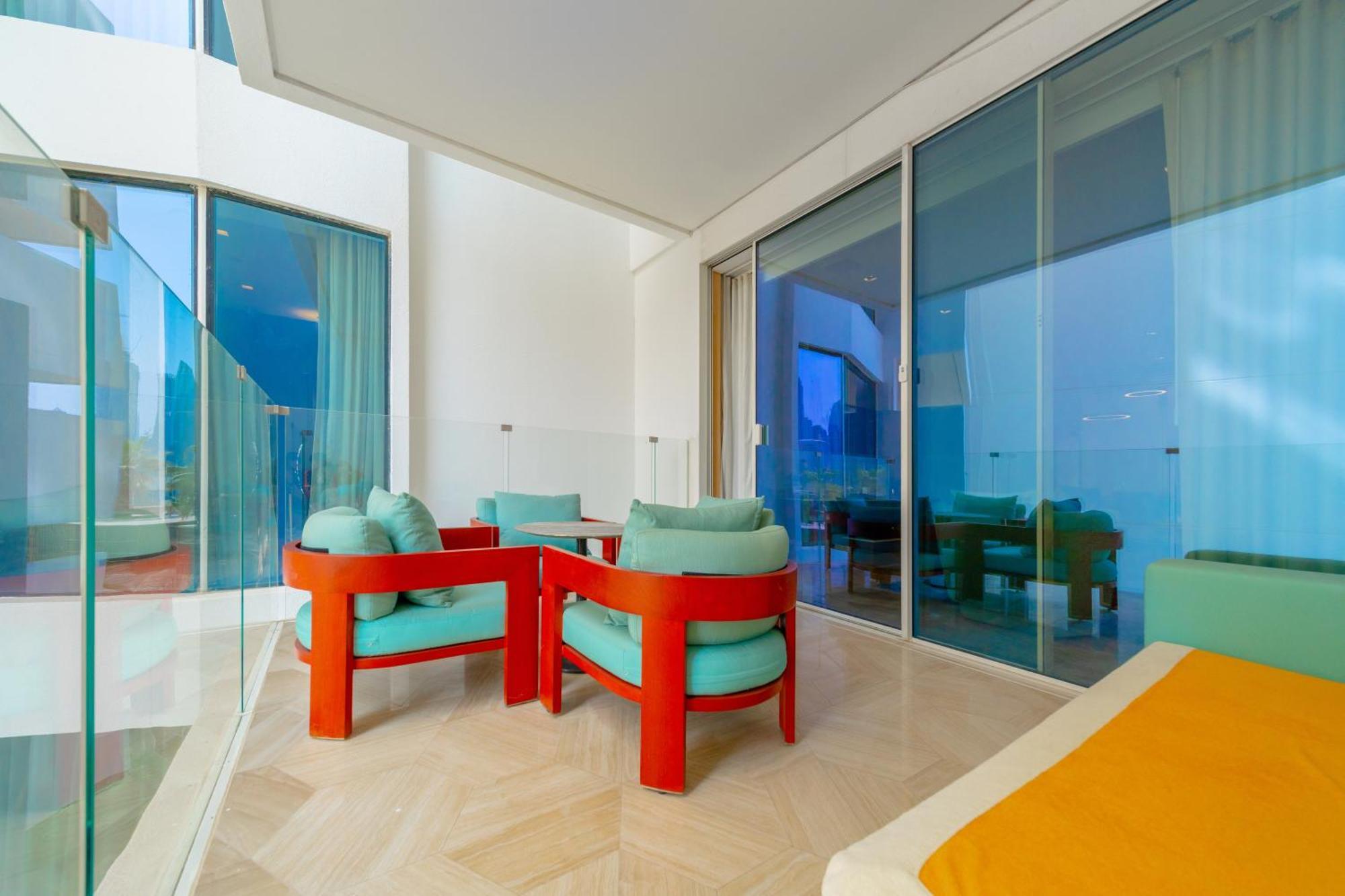 Eden's Homes & - Five Palm Residences Apartment *