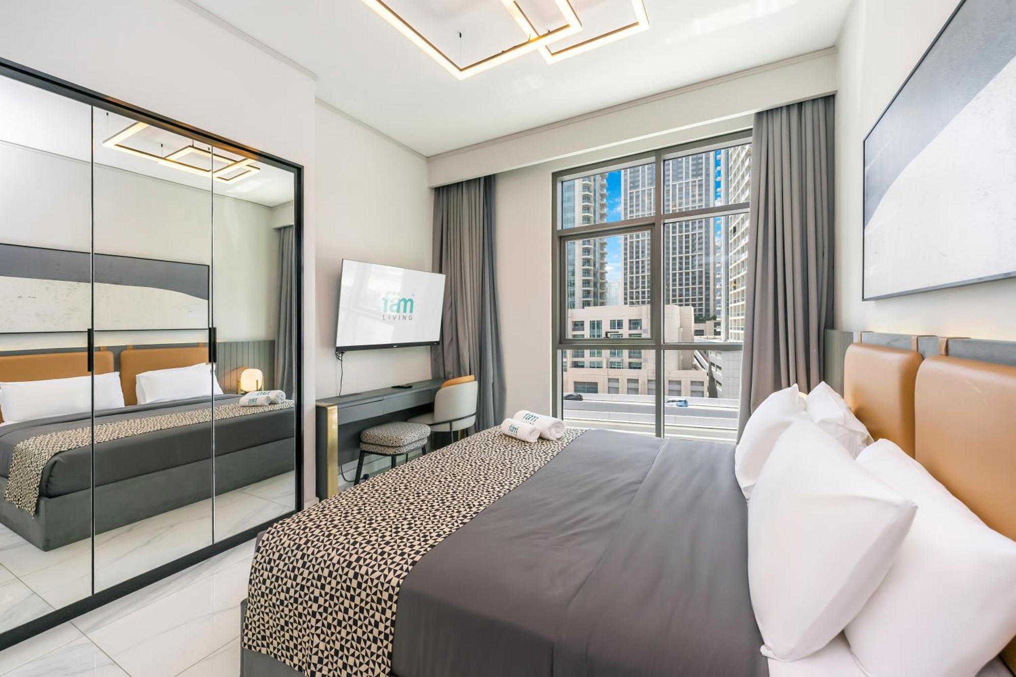Fam Living - Mag318 - Business Bay Apartment *