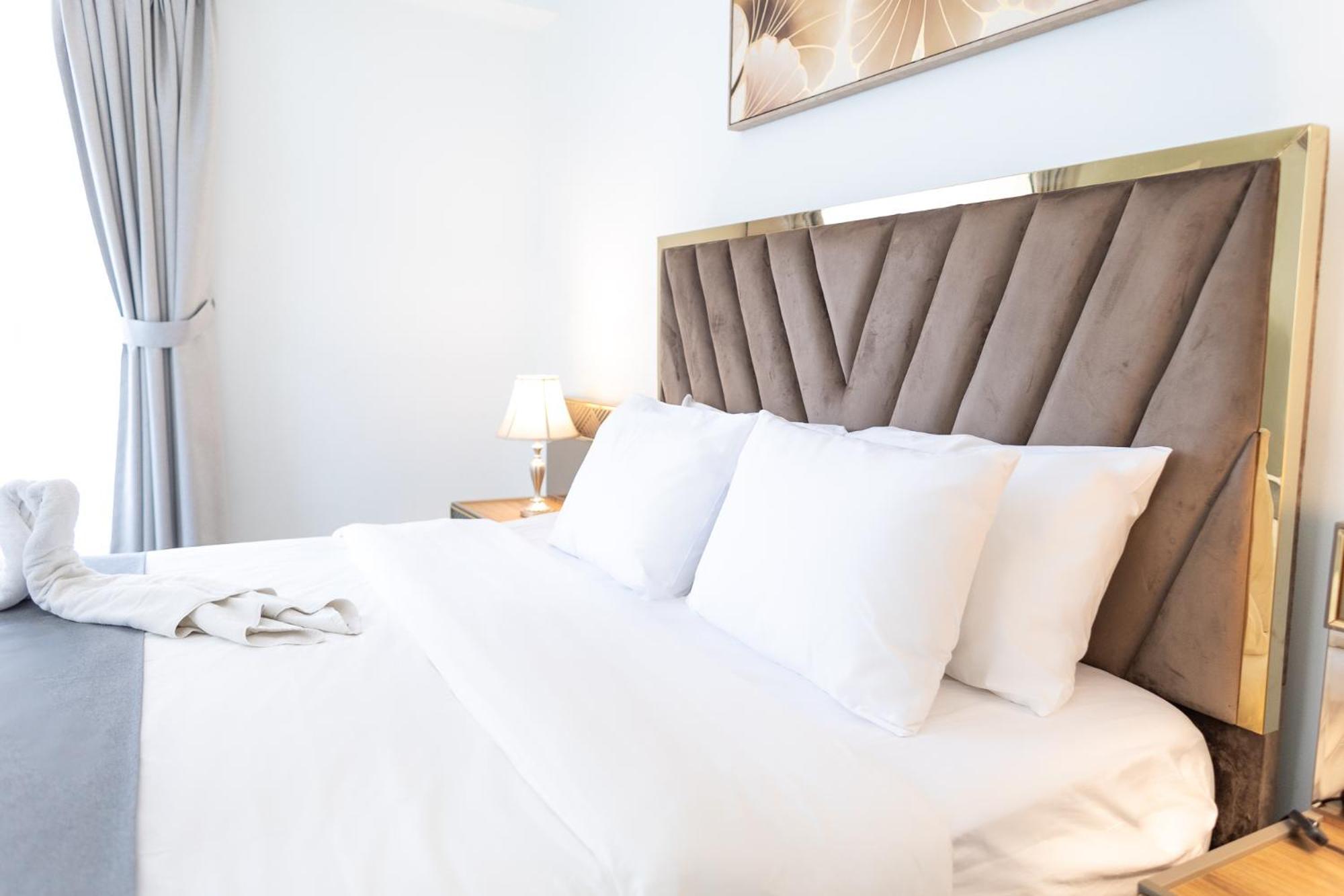 Happy Season - Jbr Apartments, Beach Front, Top Furnished Apartment Dubai