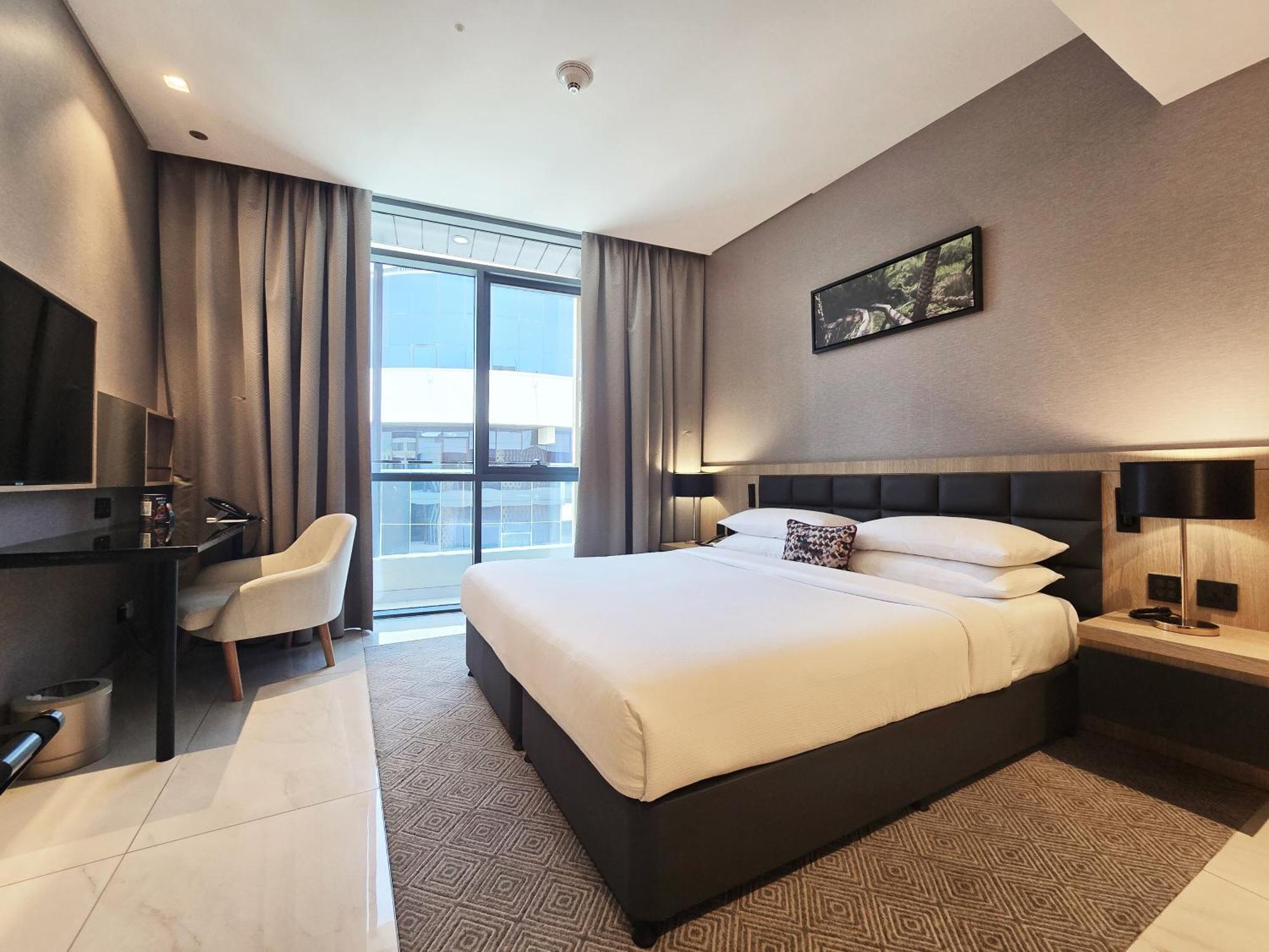 Otel Millennium Place Mirdif 4*