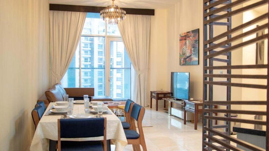 Aws Homes - Luxury Living Besides Canal Dubai