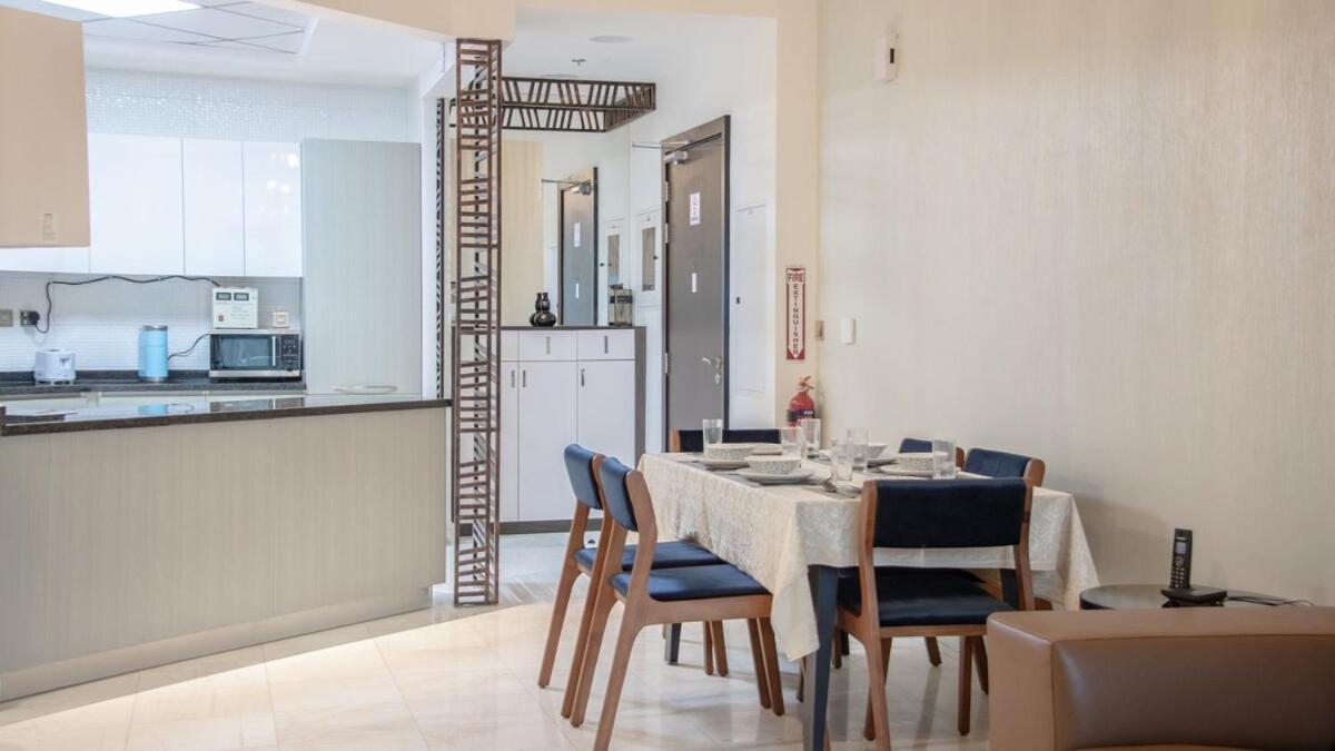 Apartment Aws Homes - Luxury Living Besides Canal Dubai