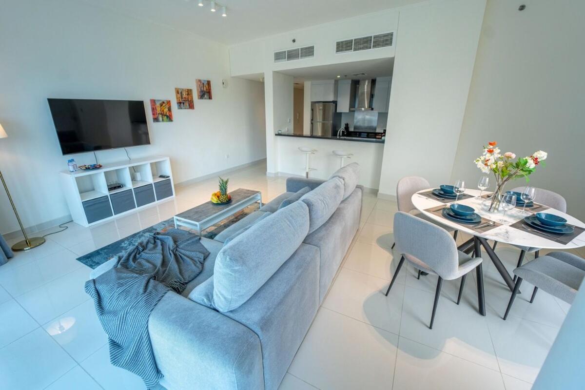 Aws Homes - Unique Views At Damac Heights Daire Dubai