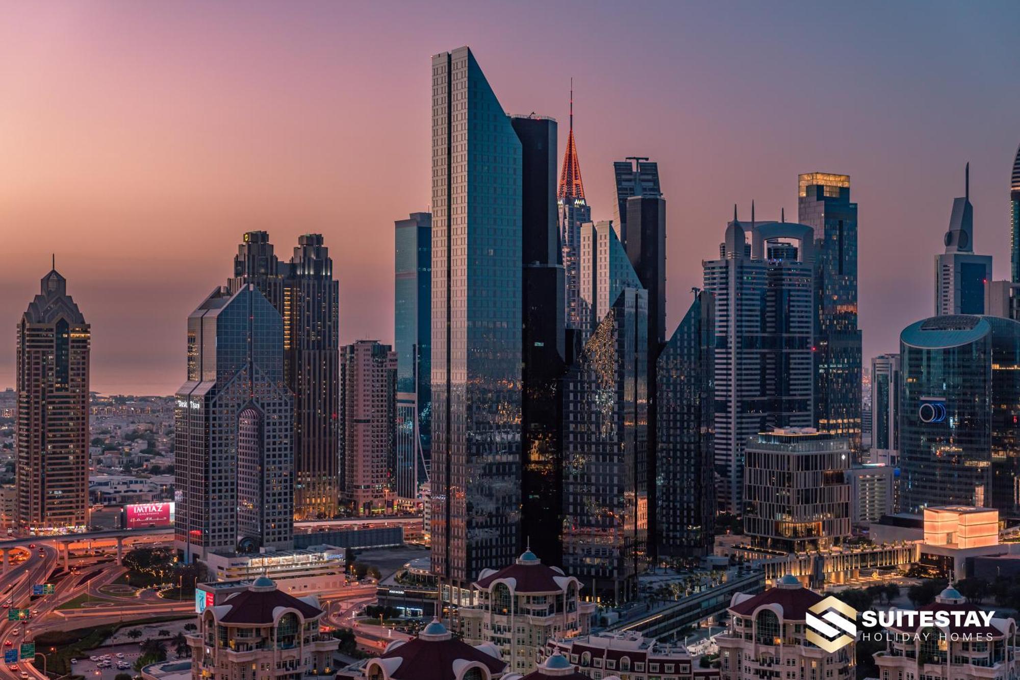Suitestay Address Mall * Dubai