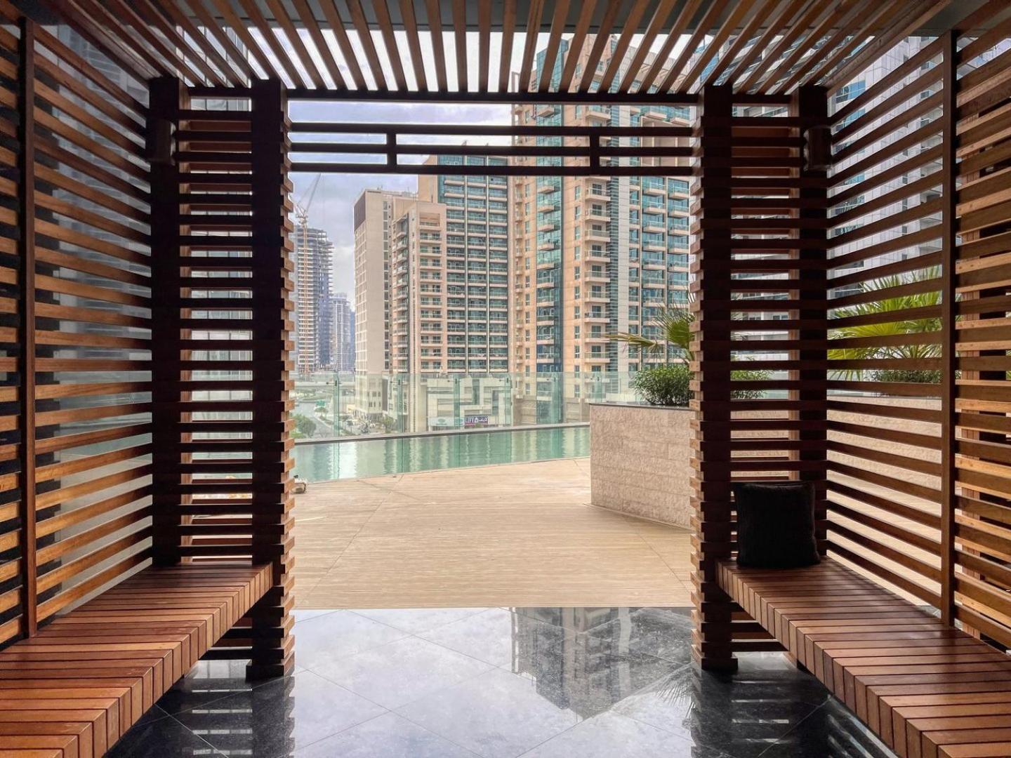 Guestready - Lavish With Burj Khalifa Views * Dubai