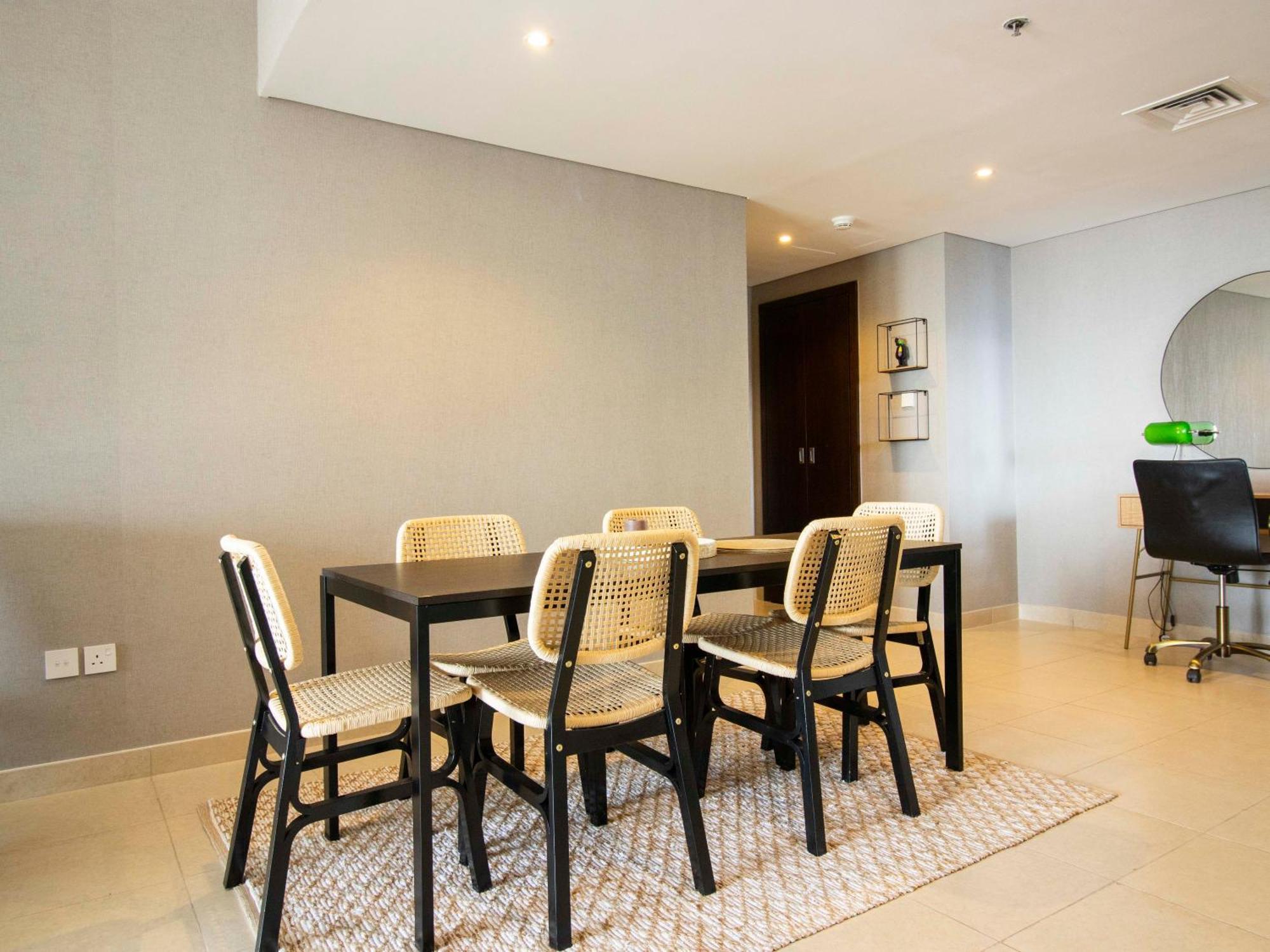 Downtown Chic Easy Walk To Mall & Fountain Apartamento