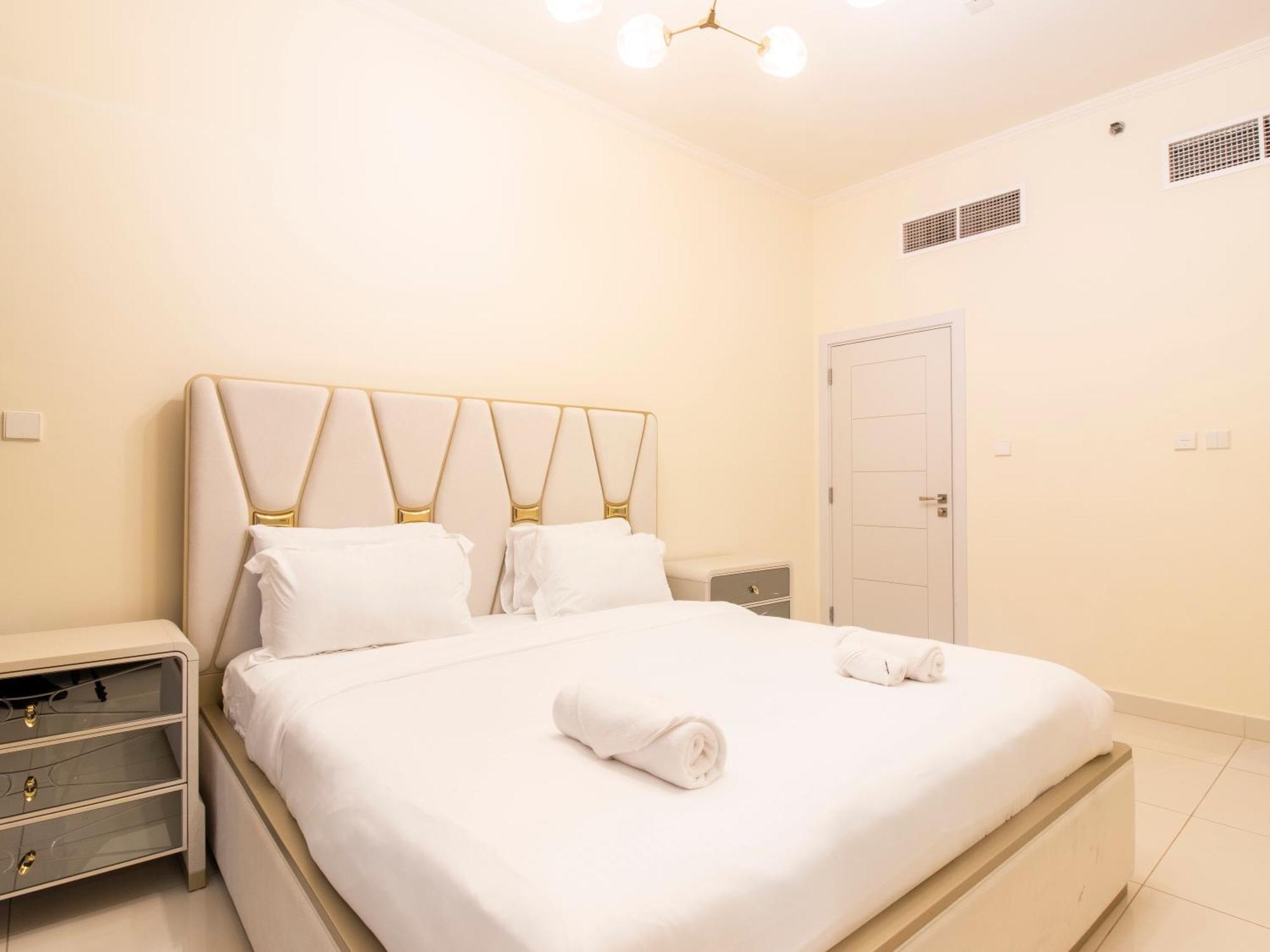 Urban Retreat: Sea View In Marina * Dubai