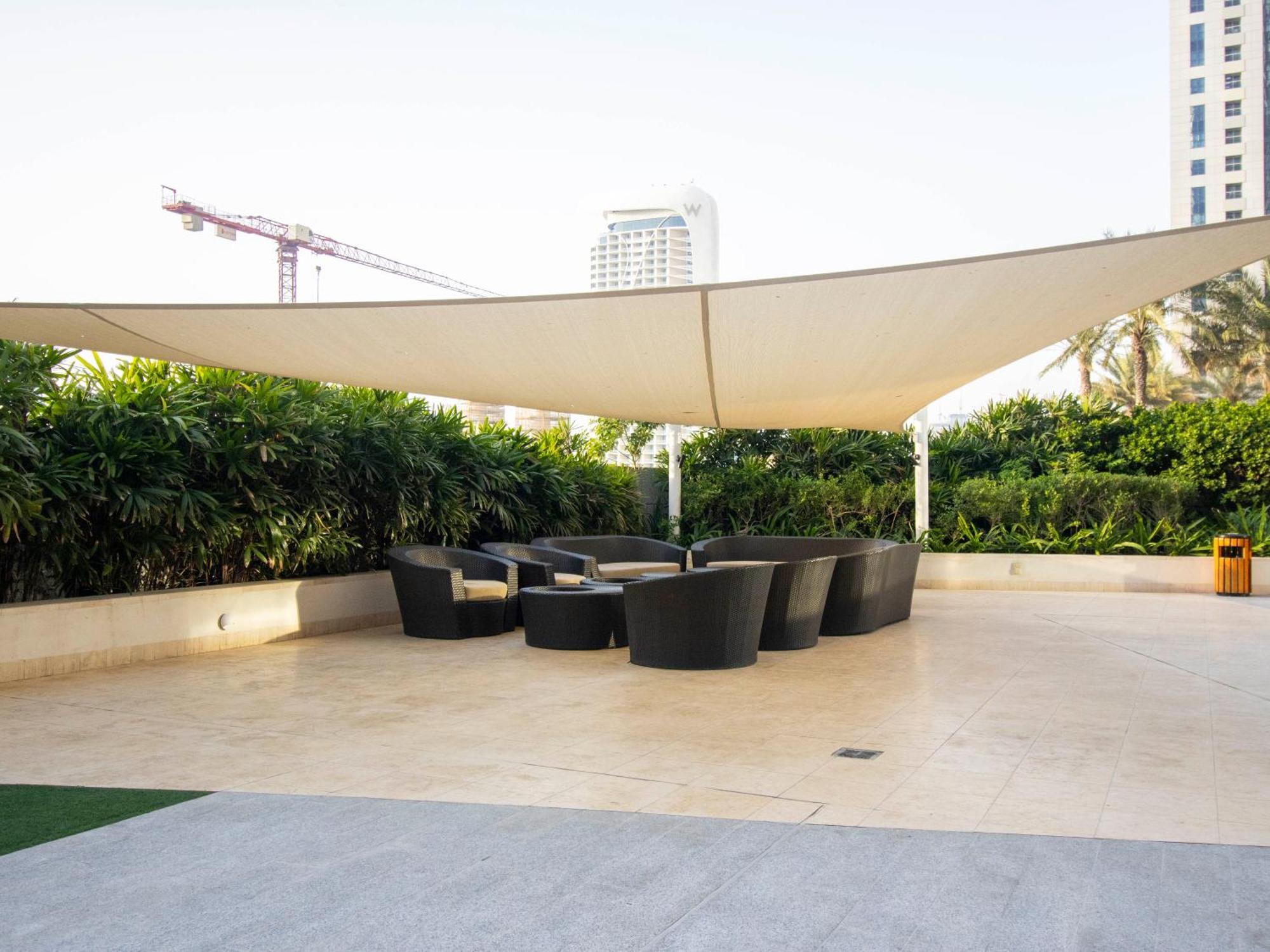 Urban Retreat: Sea View In Marina Apartamento