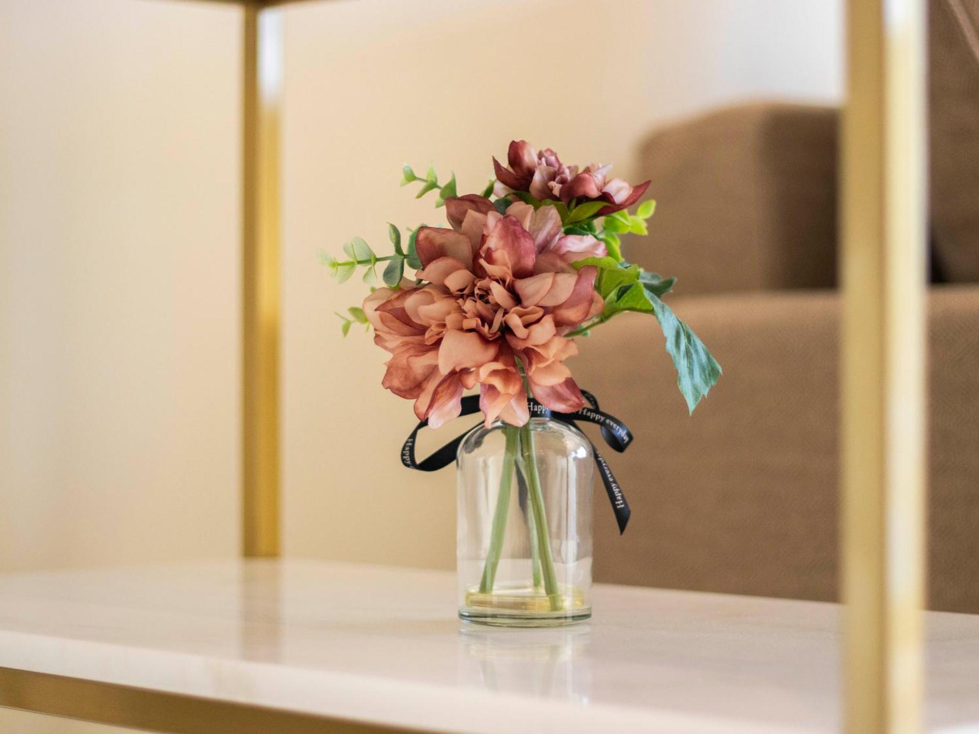Urban Retreat: Sea View In Marina Apartamento *