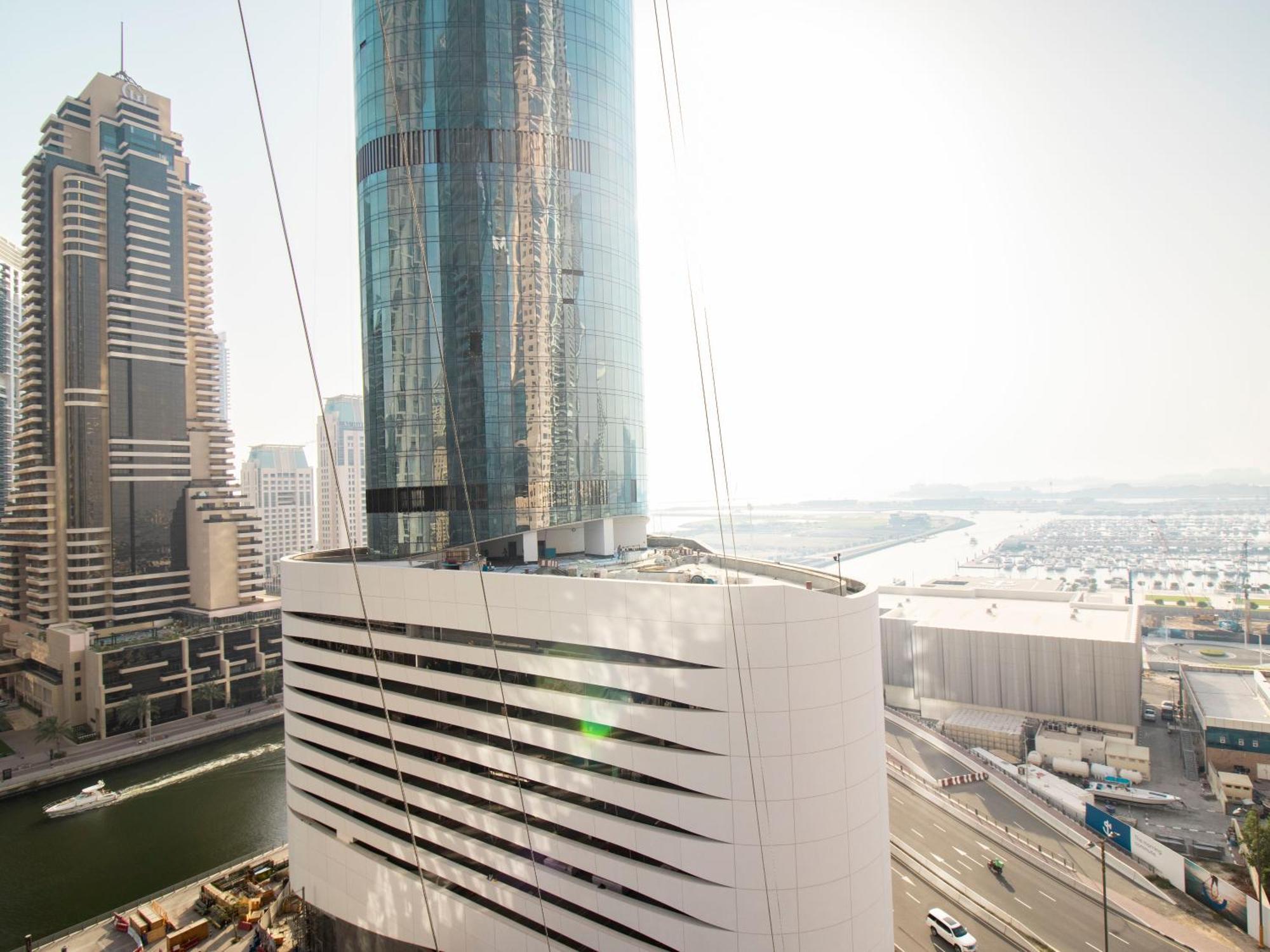 Urban Retreat: Sea View In Marina Dubai