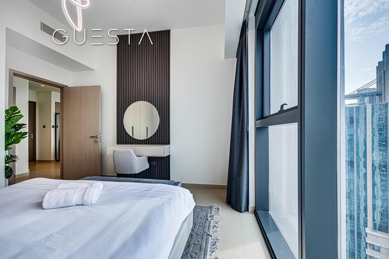 Act One Act Two By Emaar, Downtown Daire