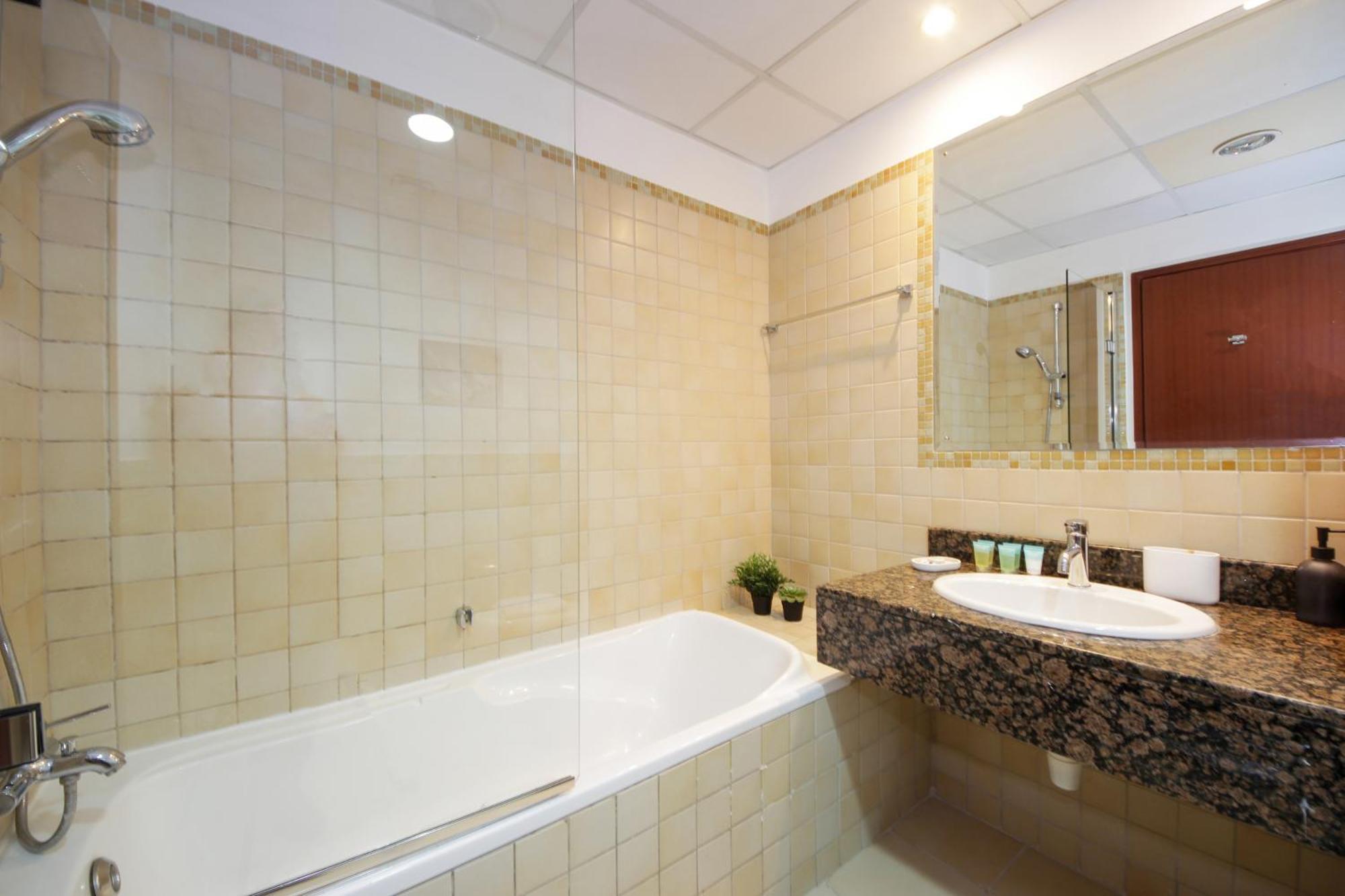 Apartment Silk Valley - Luxury 3 Bed Plus Maid's