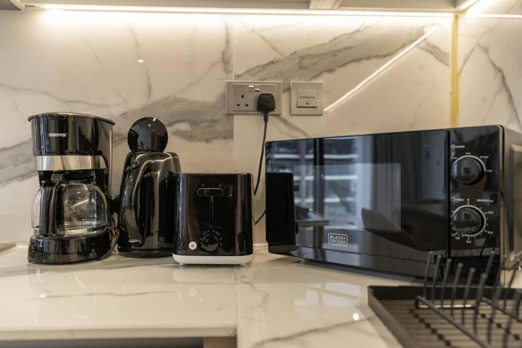 Apartment 1 Bedroom - 12min From Downtown - Azizi Riviera - *