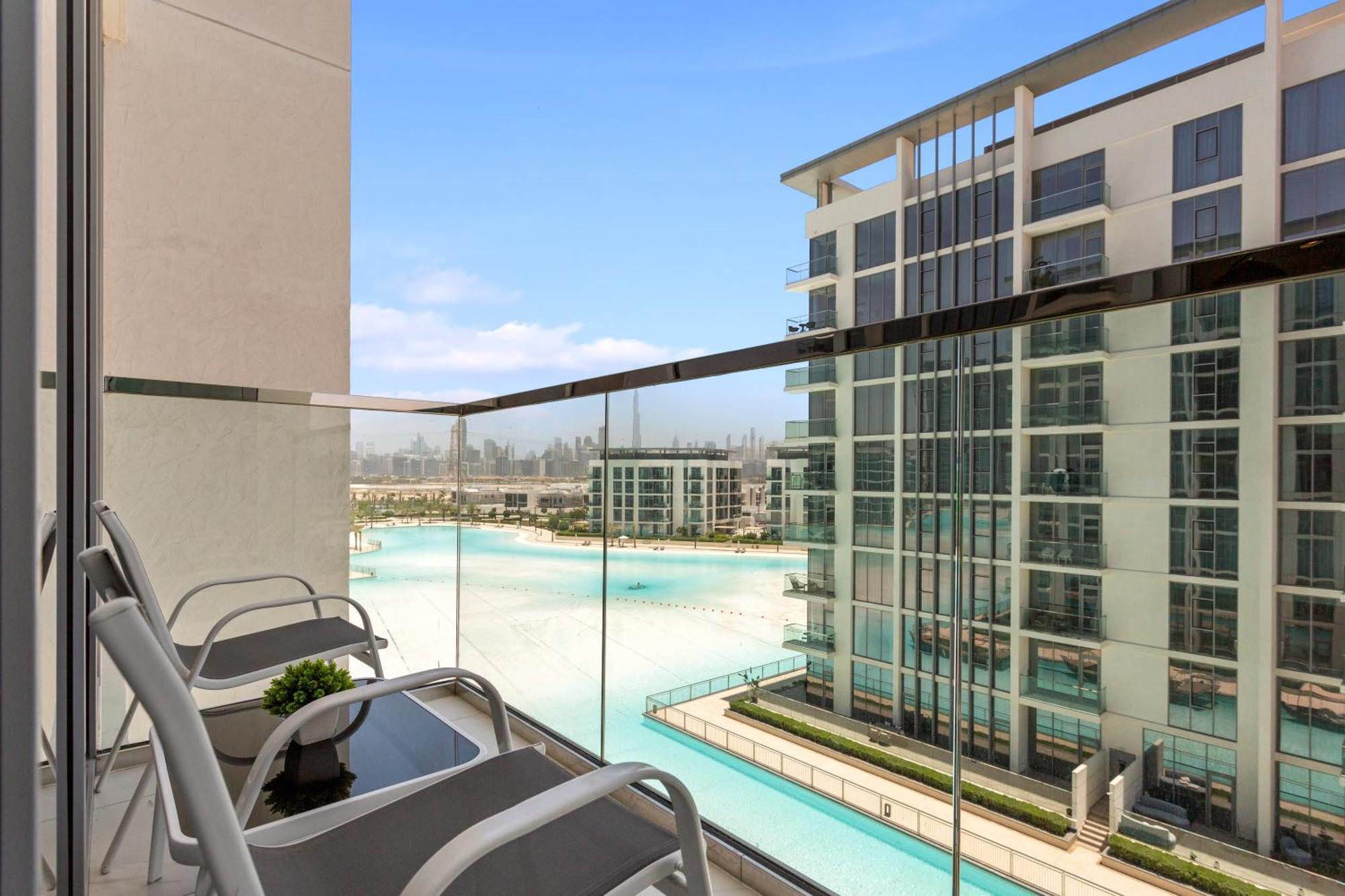 Premium 1-br With Exquisite Layout In District One Apartment Dubai
