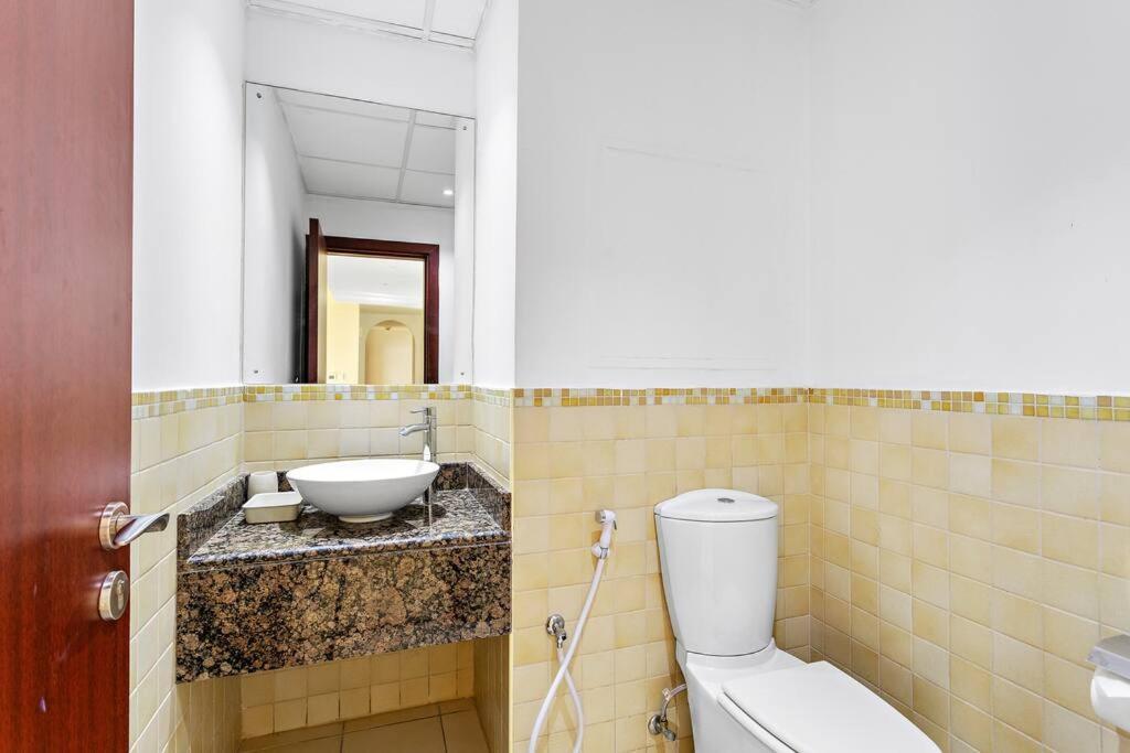 Vibrant 2-bedroom In Rimal Jbr