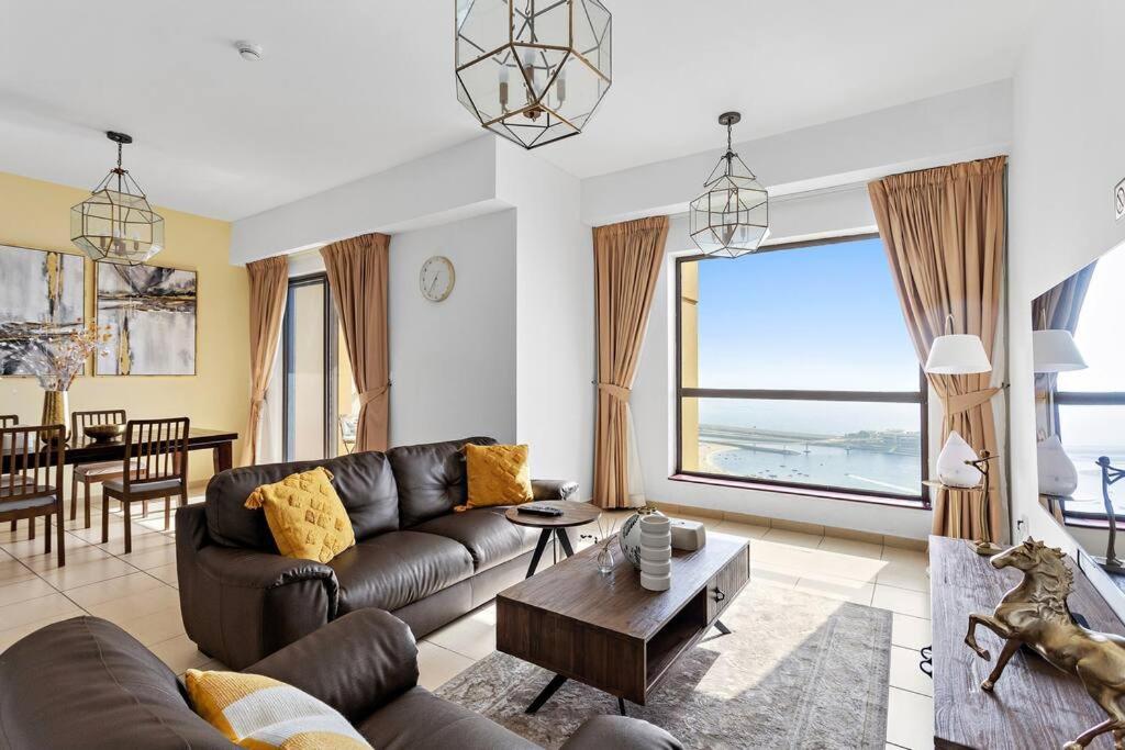 Vibrant 2-bedroom In Rimal Jbr Apartment *