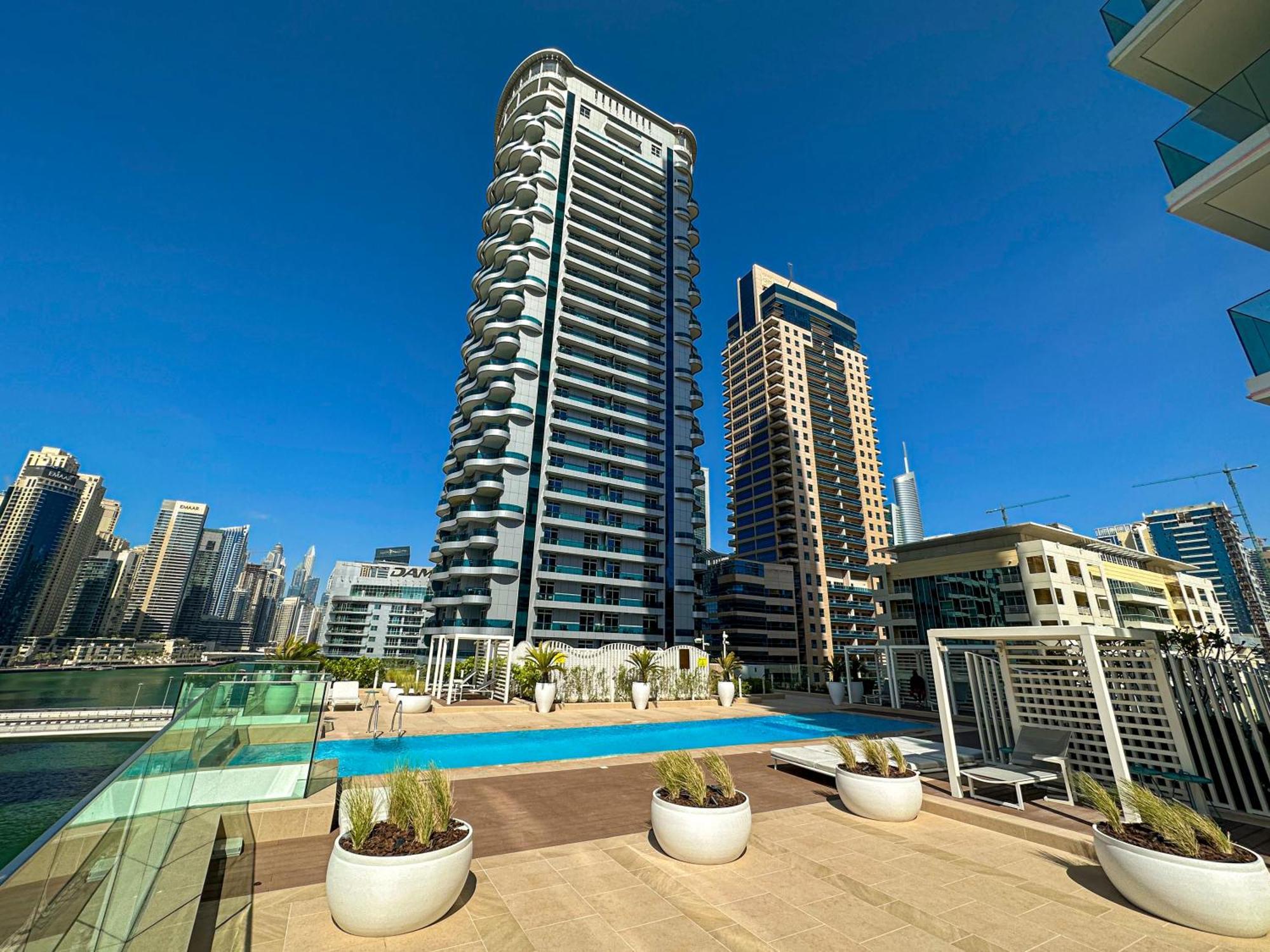 Marco Polo - Surreal Sea, Marina & Eye View On High Floor Apartment