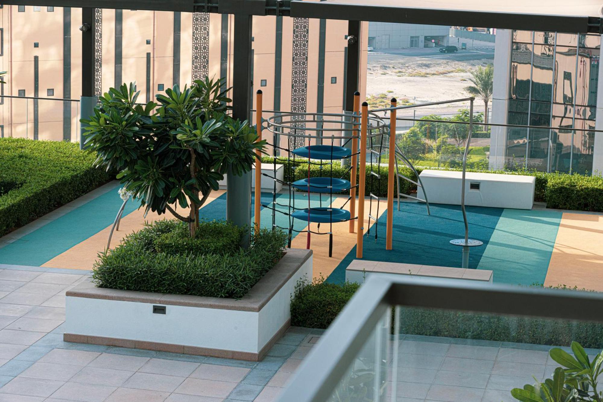 Downtown Luxurious 2br Near Burj Khalifa Apartment *